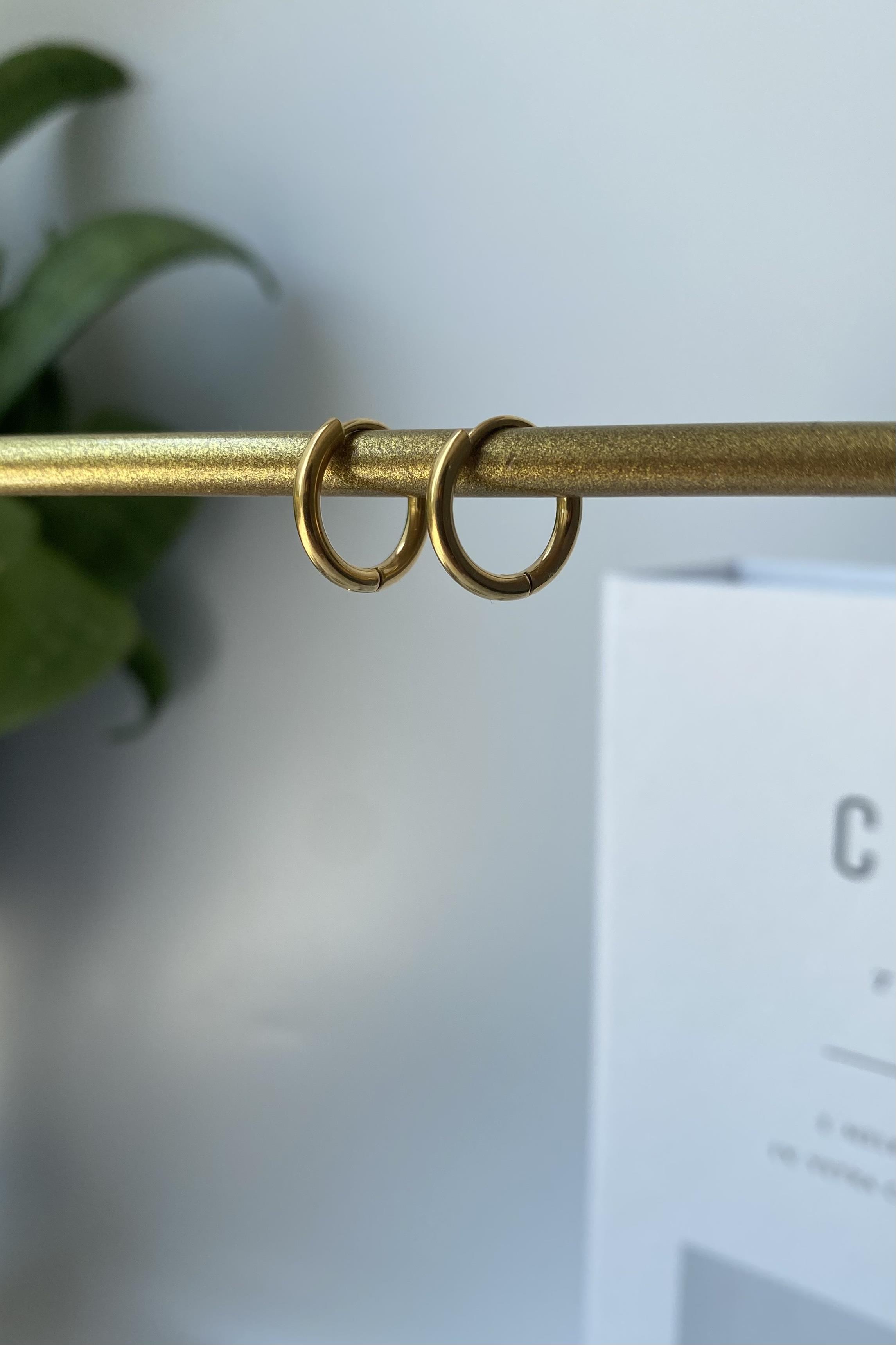 İNCE HALKA KÜPE 1.3CM