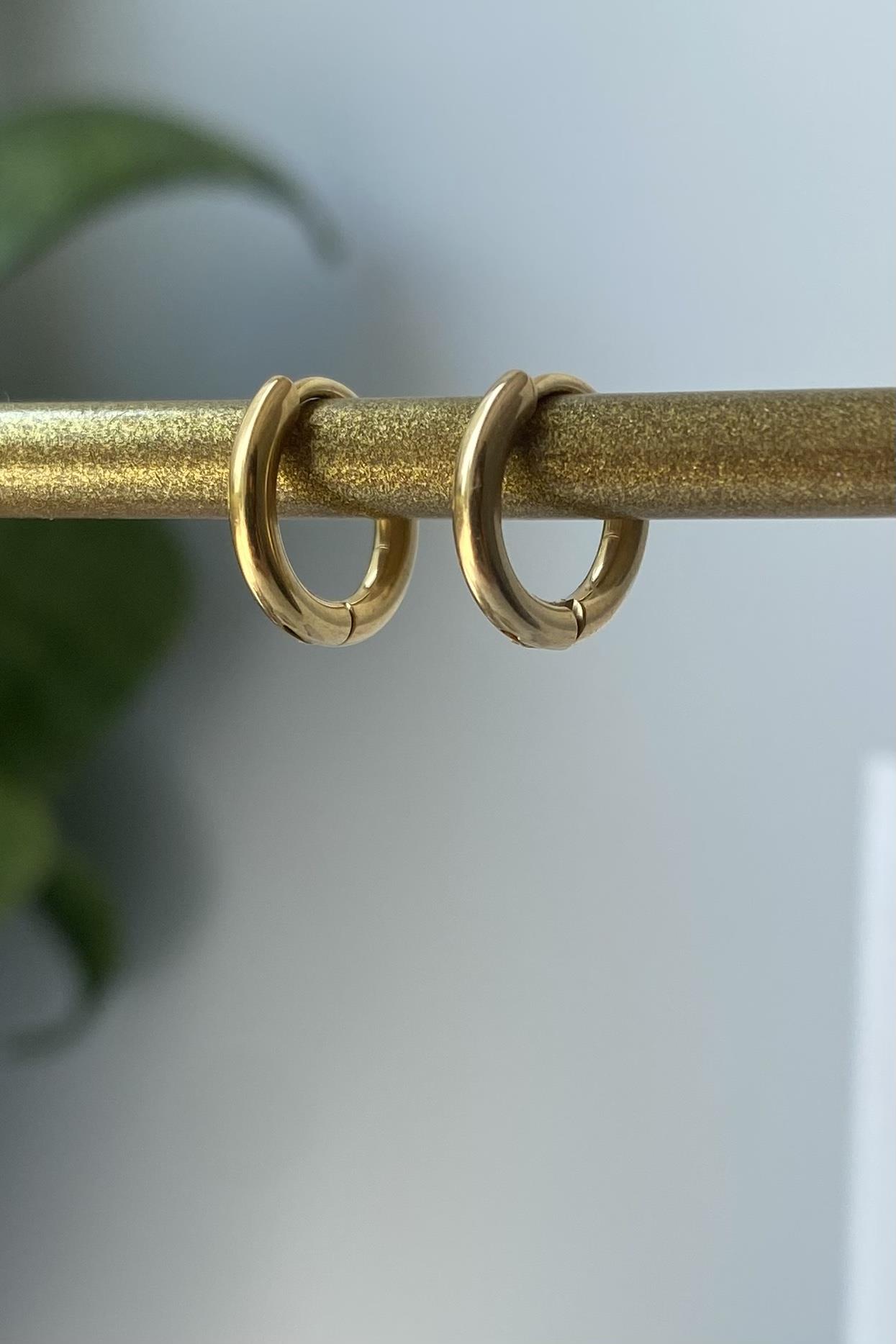 İNCE HALKA KÜPE 1CM