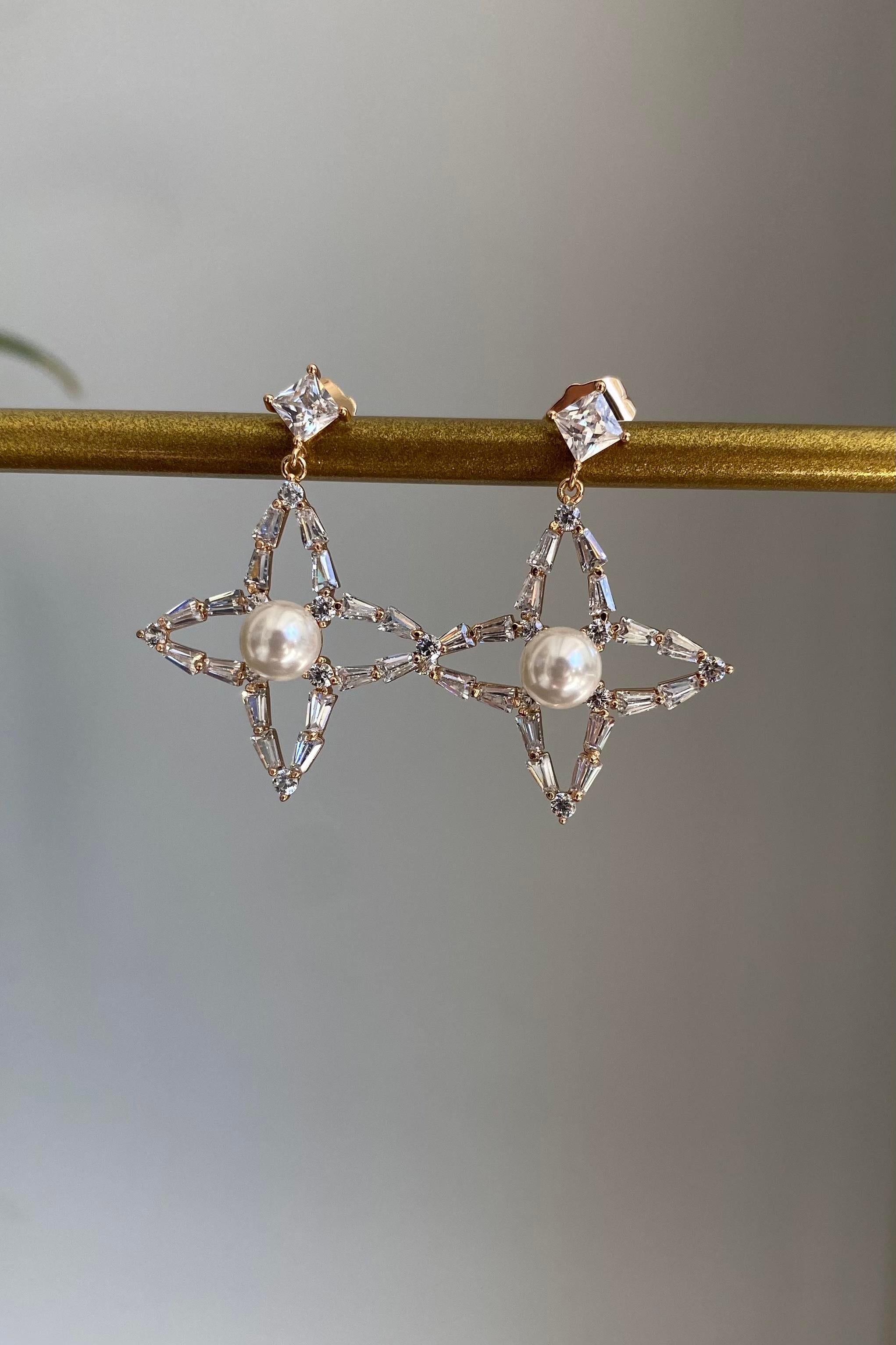 İNCİ KRİSTAL KÜPE