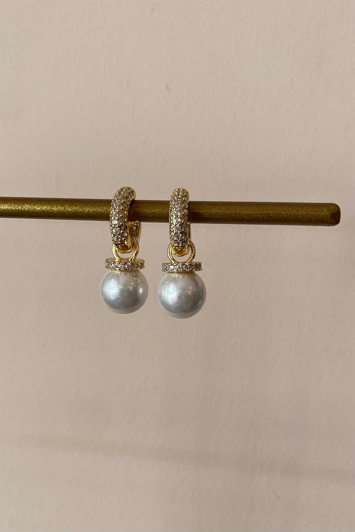 İNCİ SARKINTILI VIP HALKA KÜPE