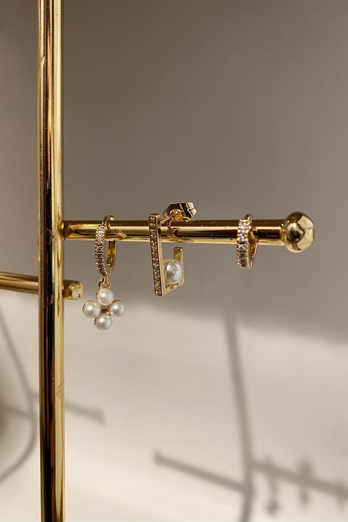 İNCİLİ DİKDÖRTGEN ÜÇLÜ KÜPE