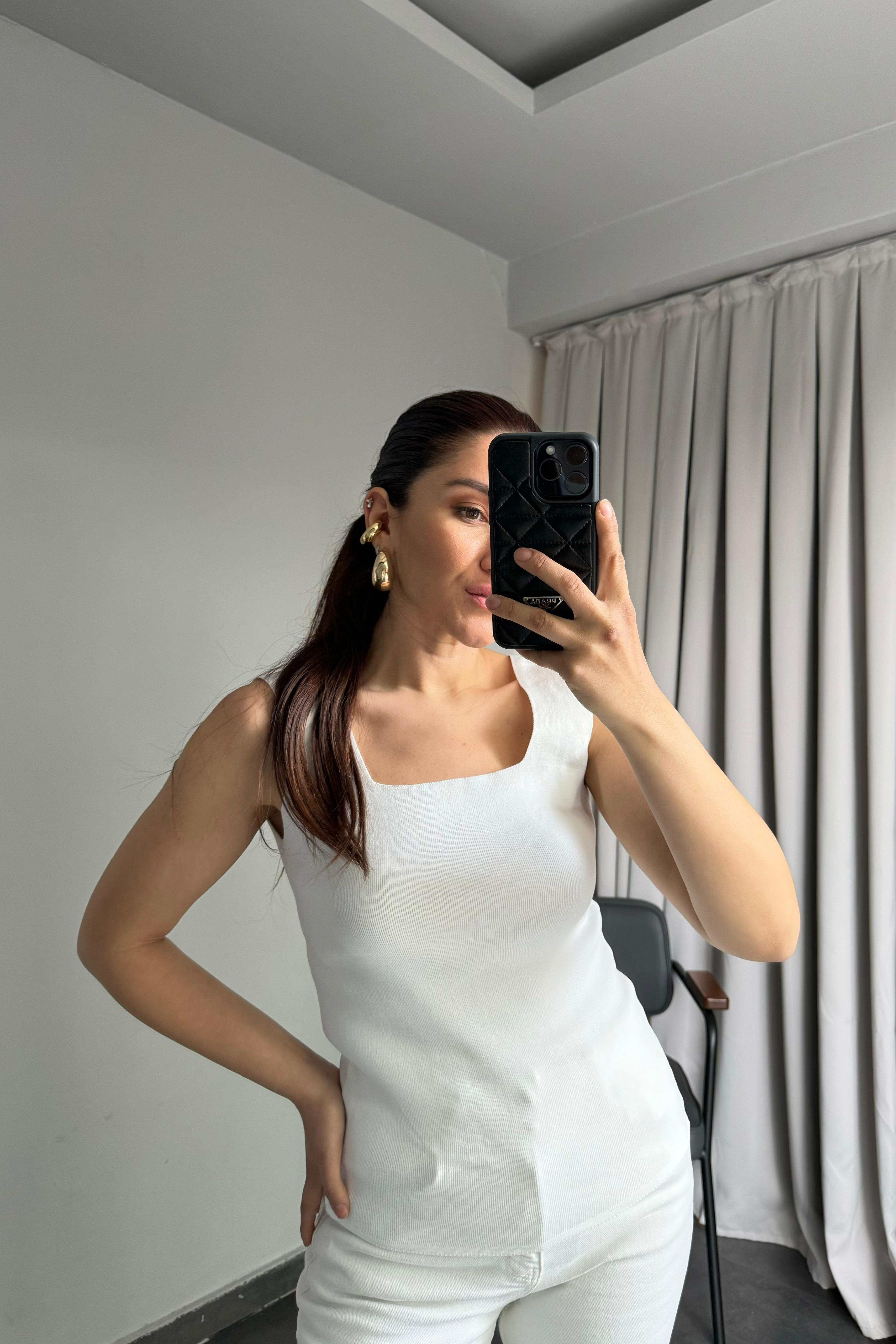 KALIN ASKILI KARE YAKA ATLET