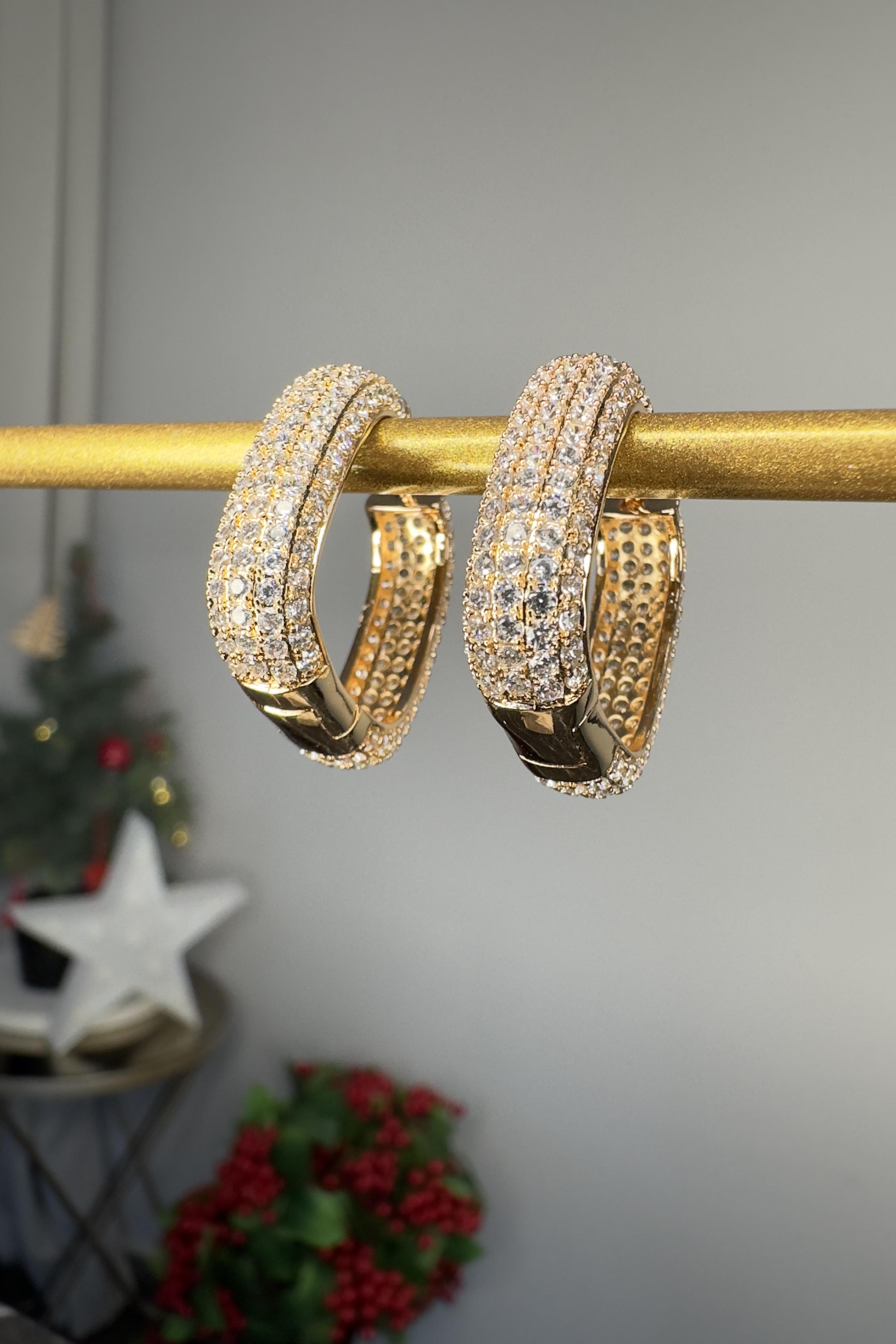 KARE KESİT EZME TAŞLI KÜPE 2,5cm