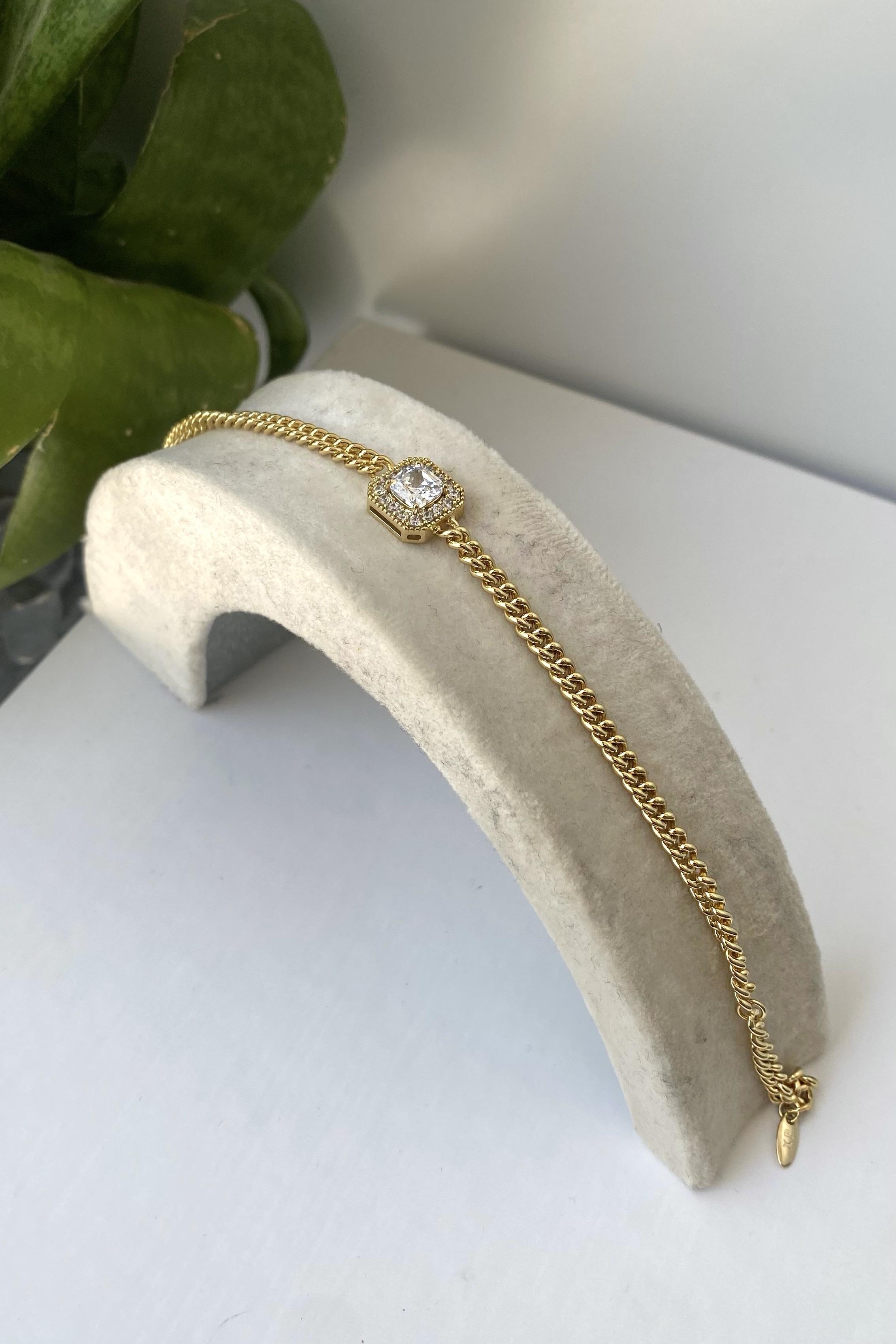 KARE TAŞLI ZİNCİRLİ BİLEZİK