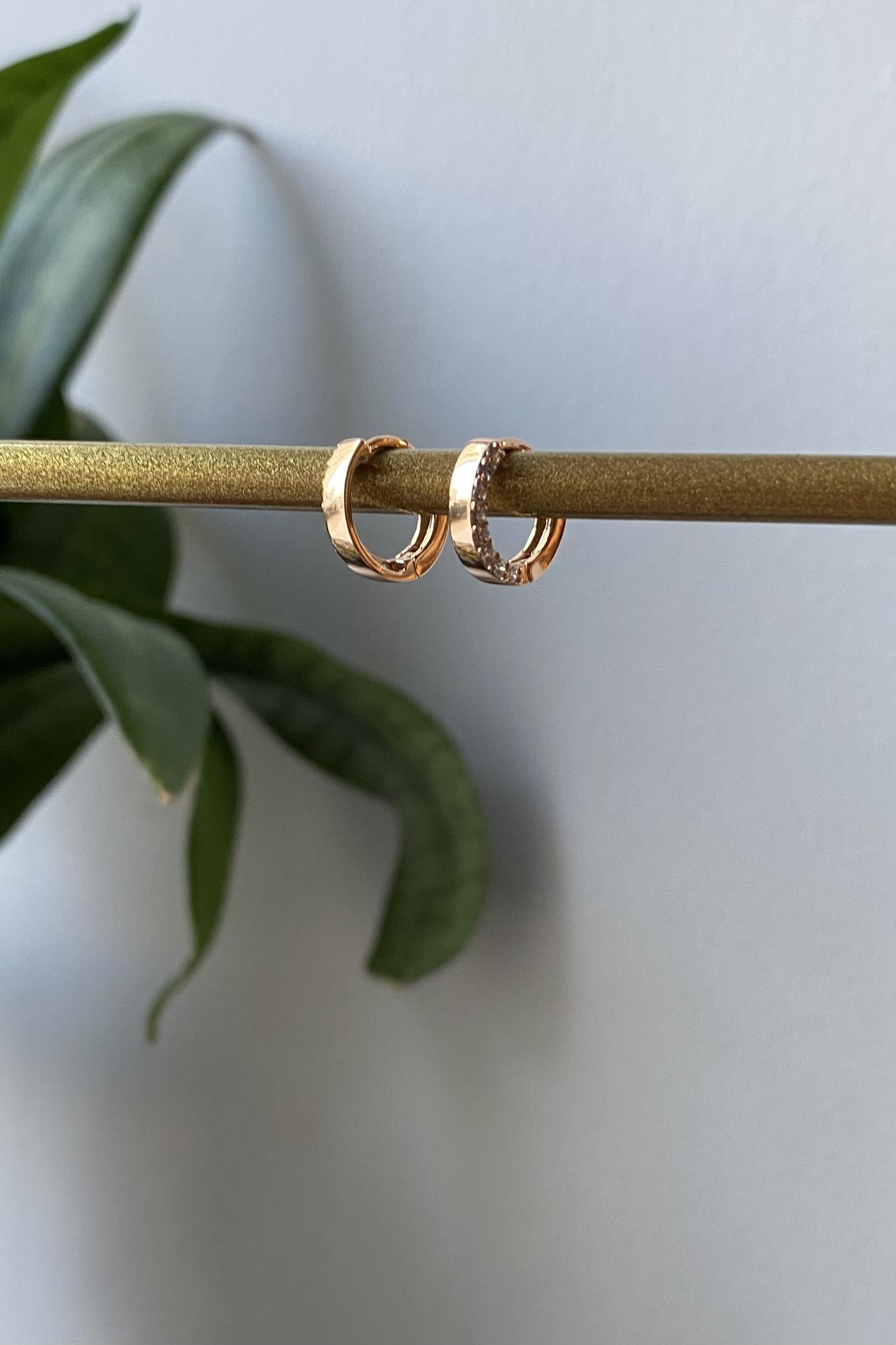 KENARI TAŞLI HALKA KÜPE 1CM