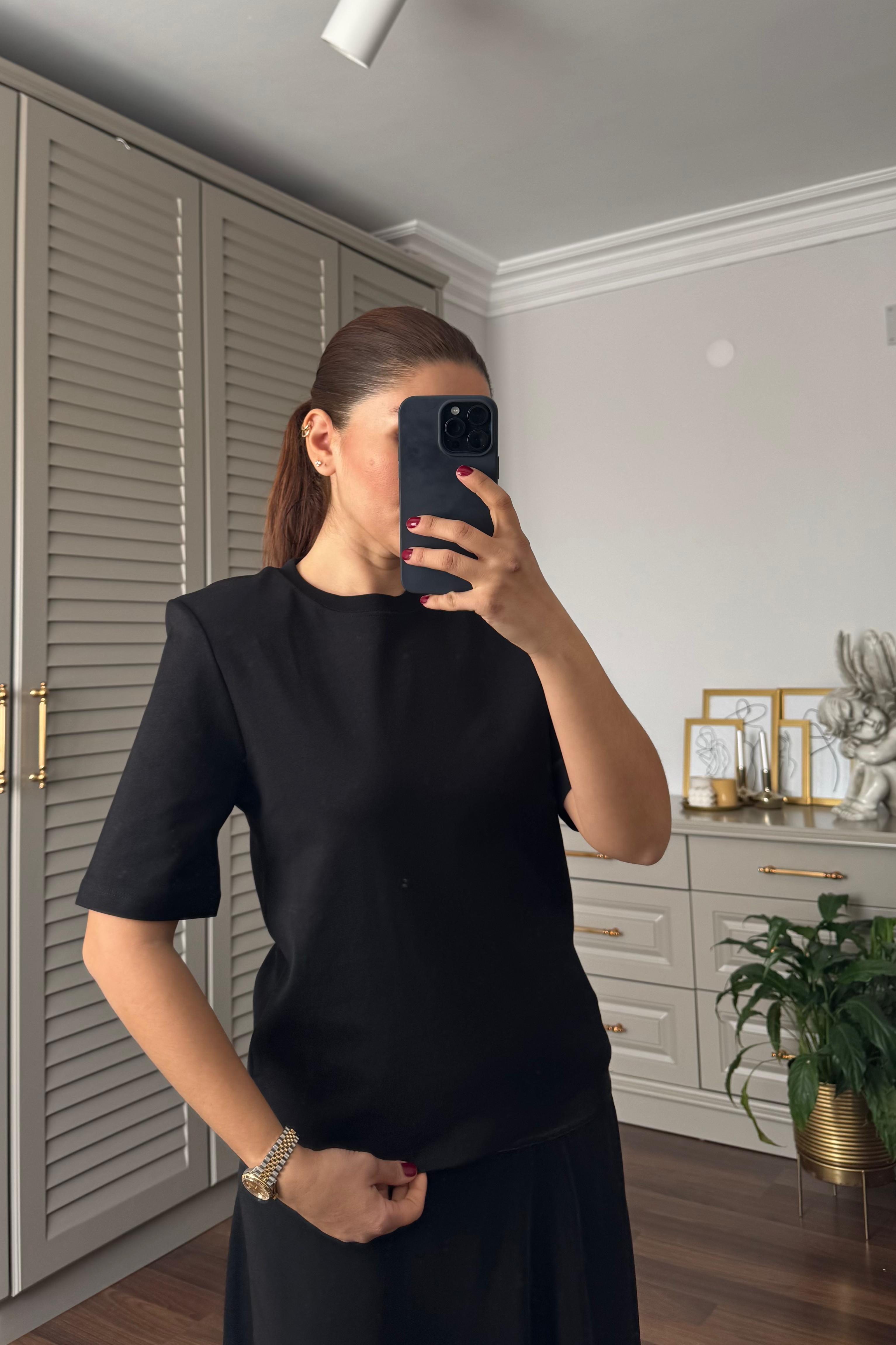 KISA KOL VATKALI T-SHIRT