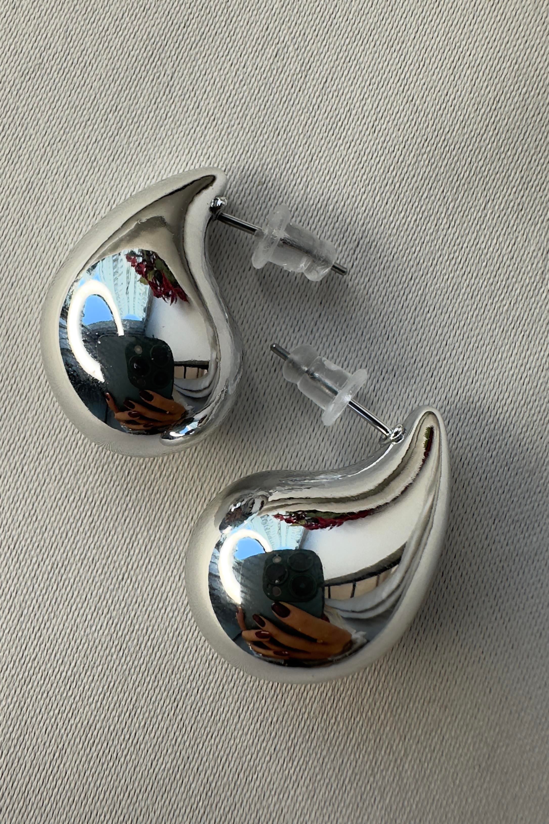 KÜÇÜK BOY MARKA DAMLA KÜPE