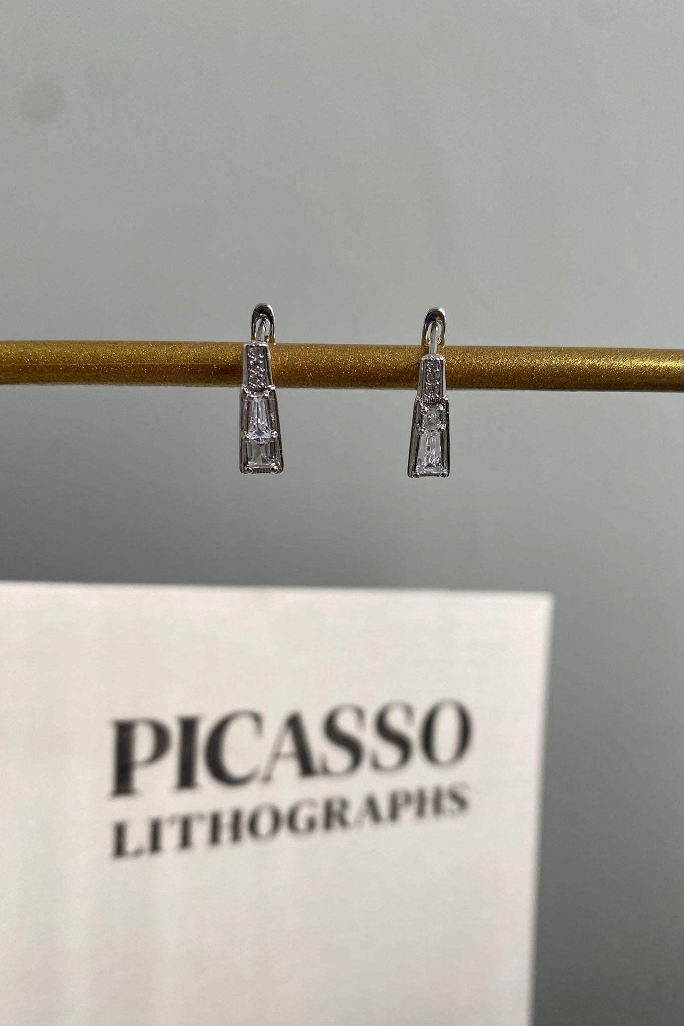 MİNİMAL TAŞLI DİKDÖRTGEN KÜPE