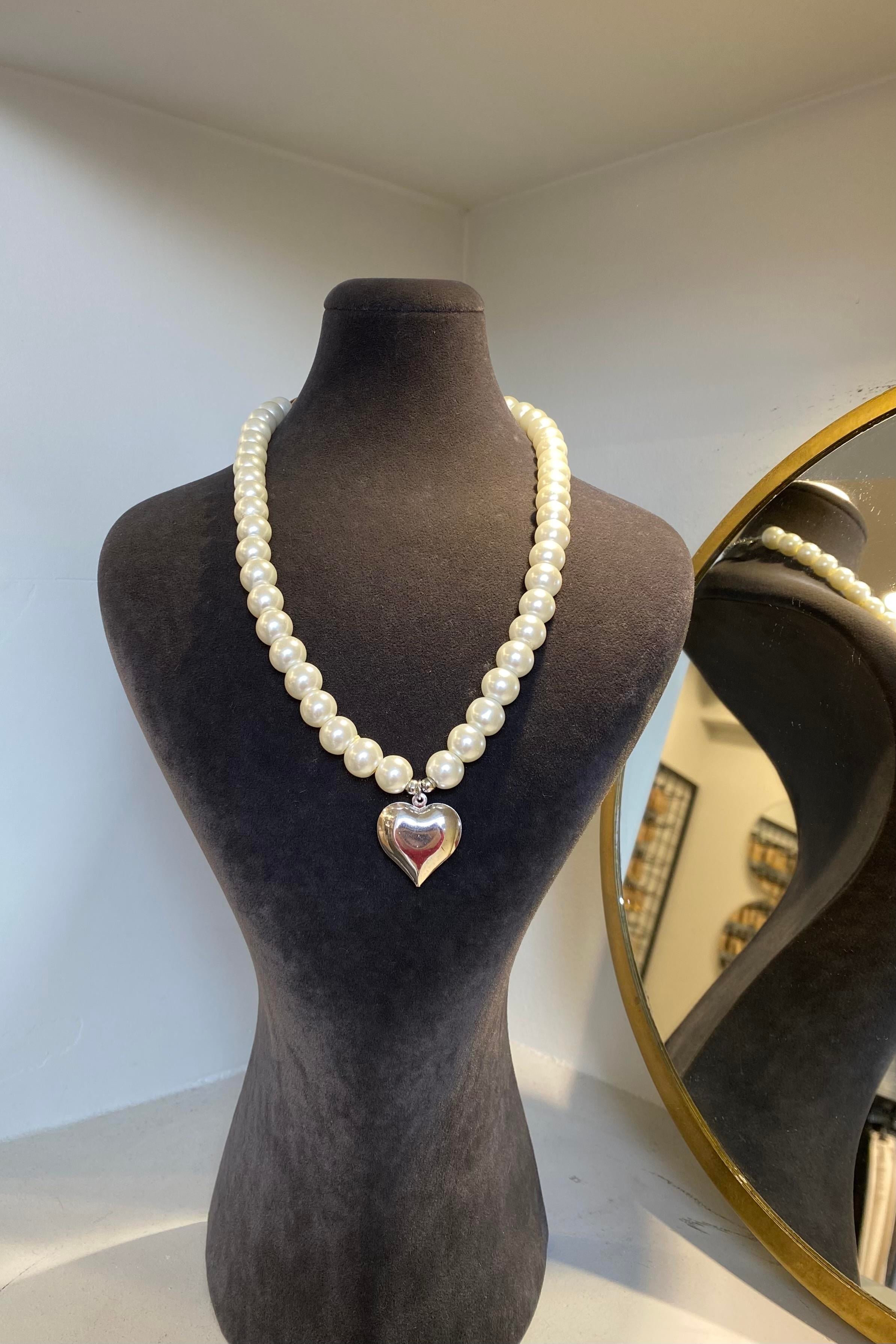 KALP UÇLU İNCİ KOLYE