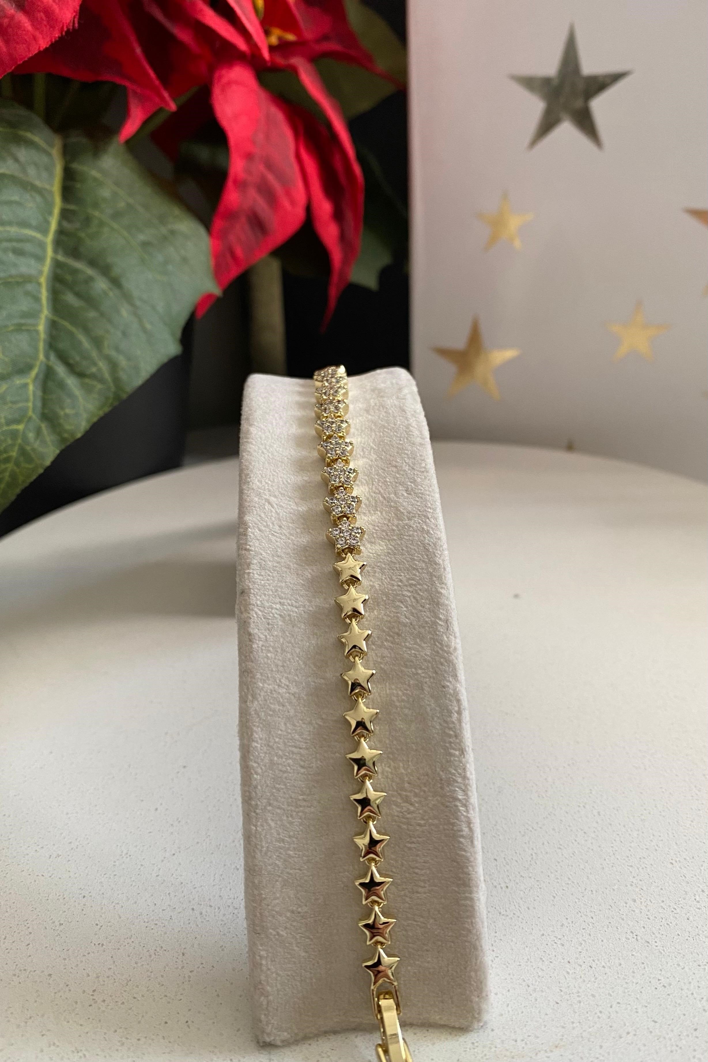 ORTASI TAŞLI YILDIZ BİLEZİK