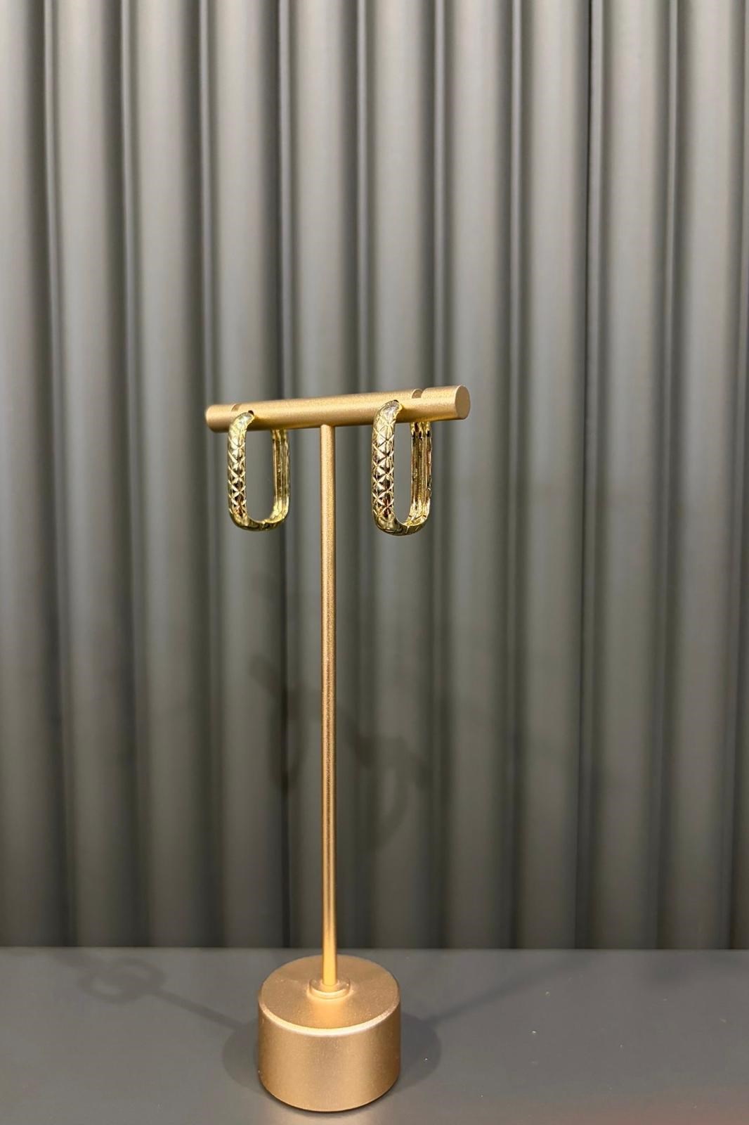 X MOTİFLİ DÖRTGEN KÜPE 2cm