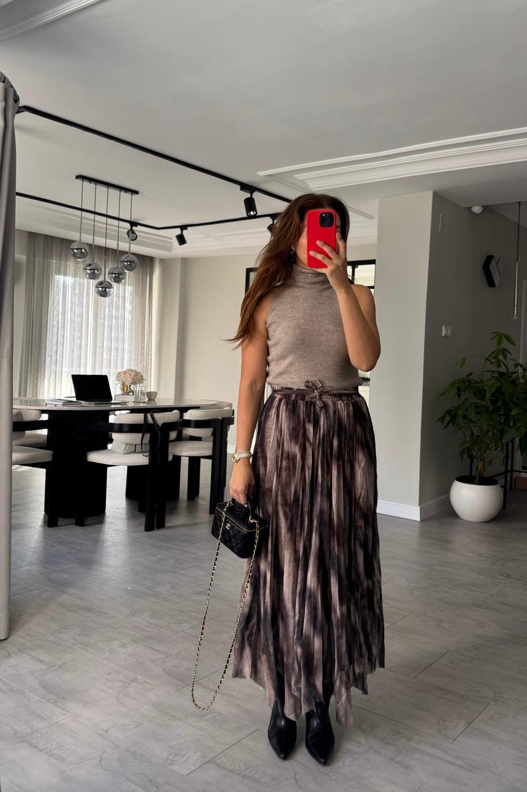 TERS DİKİŞ DESENLİ TÜL ETEK/1102