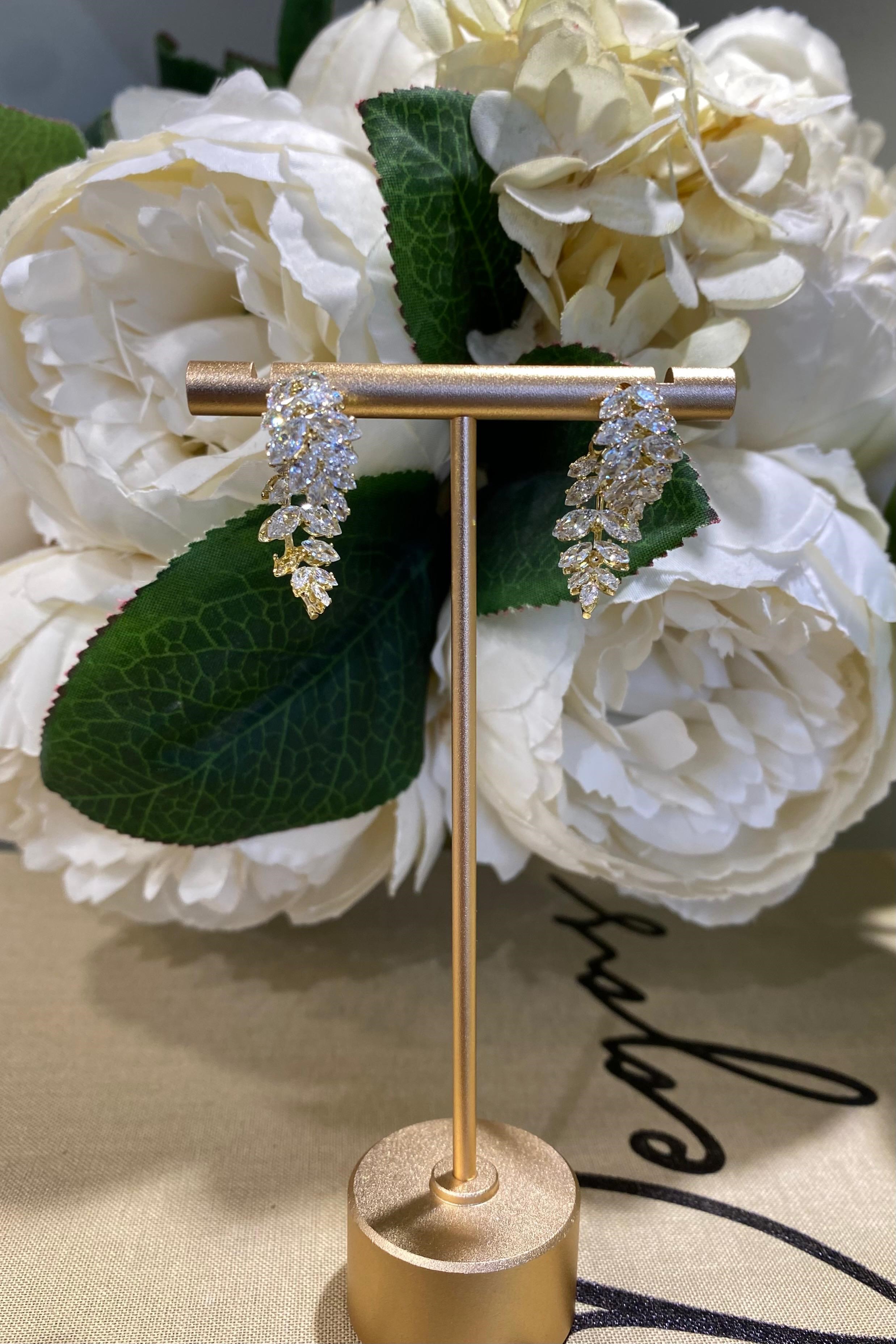 TAŞLI İKİLİ DAL KÜPE