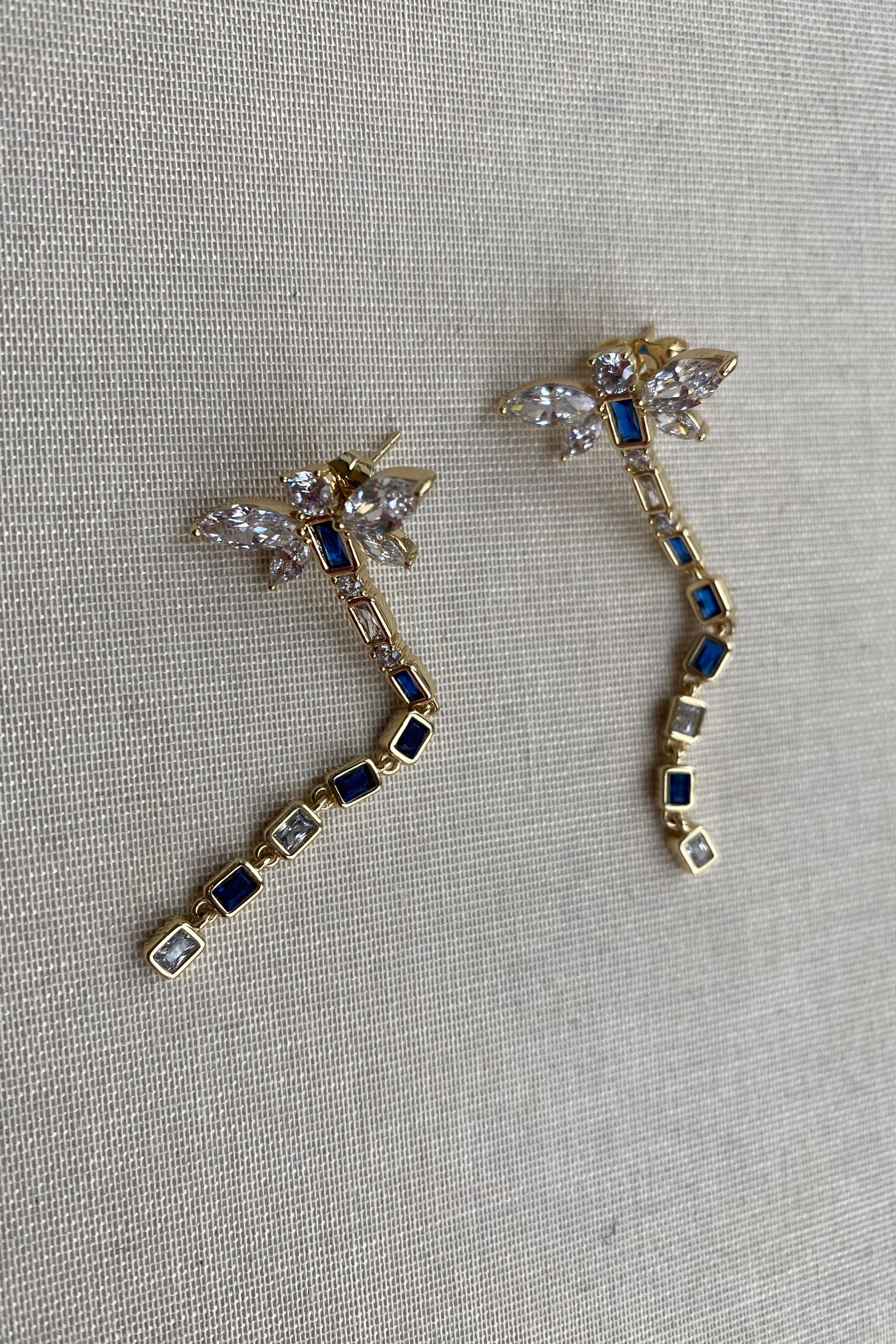 RENKLİ SARKIT TAŞLI YUSUFÇUK KÜPE