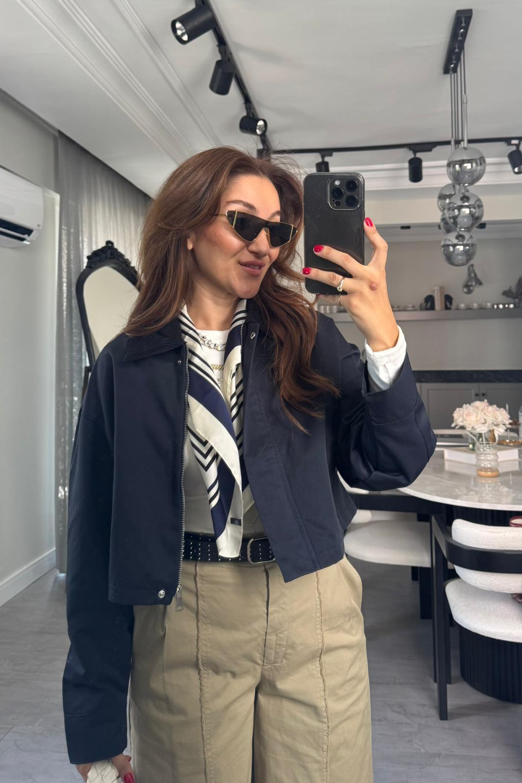 KADİFE YAKA CROP CEKET/0242