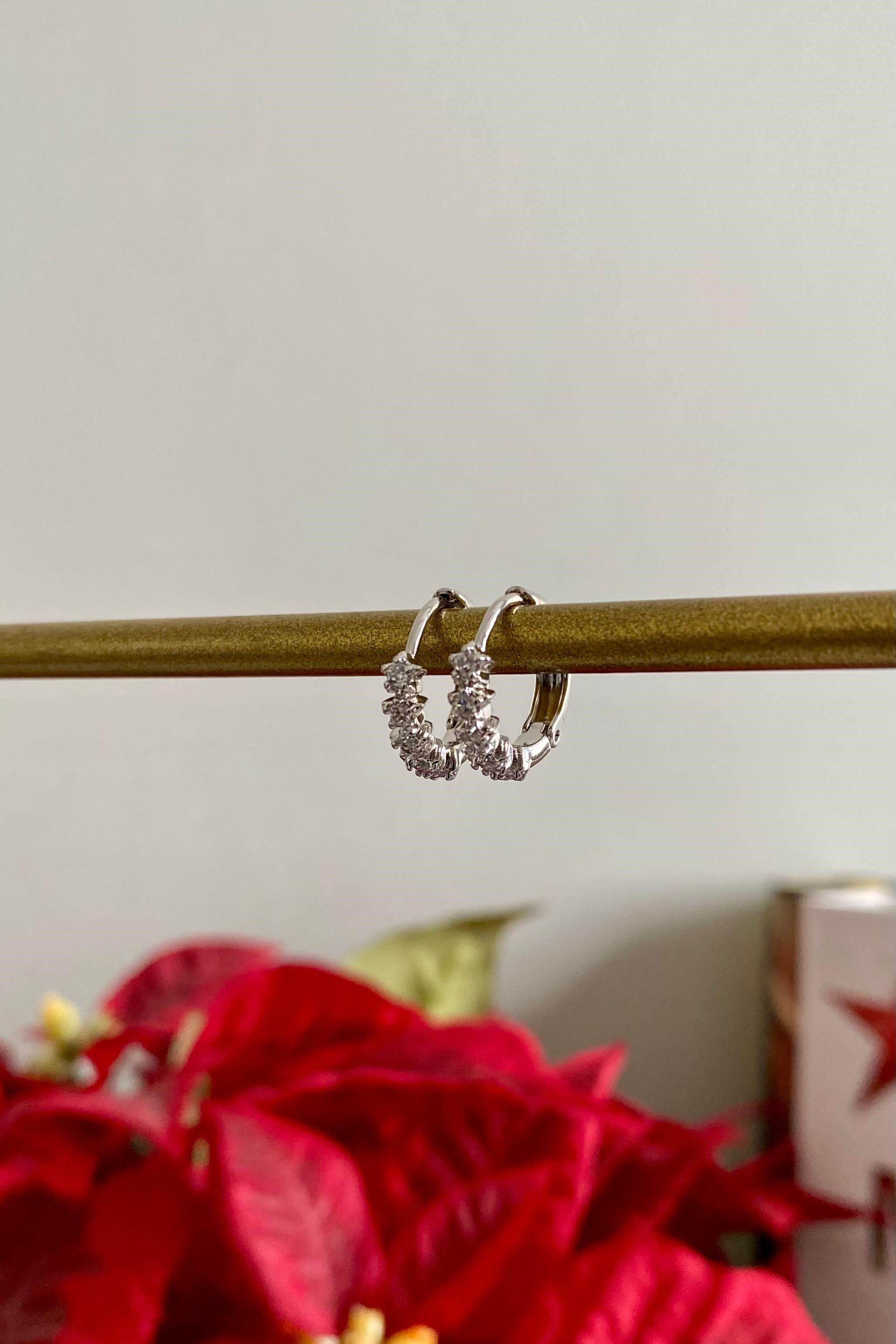 GÖMME YILDIZ TAŞLI KÜPE 1CM