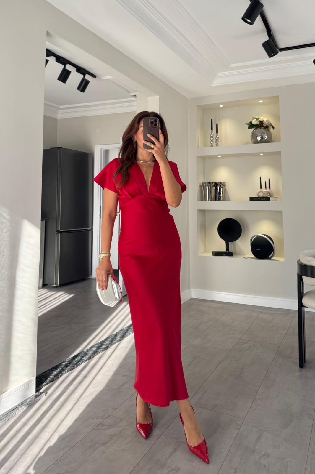 DÜŞÜK OMUZ SATEN ELBİSE/3111