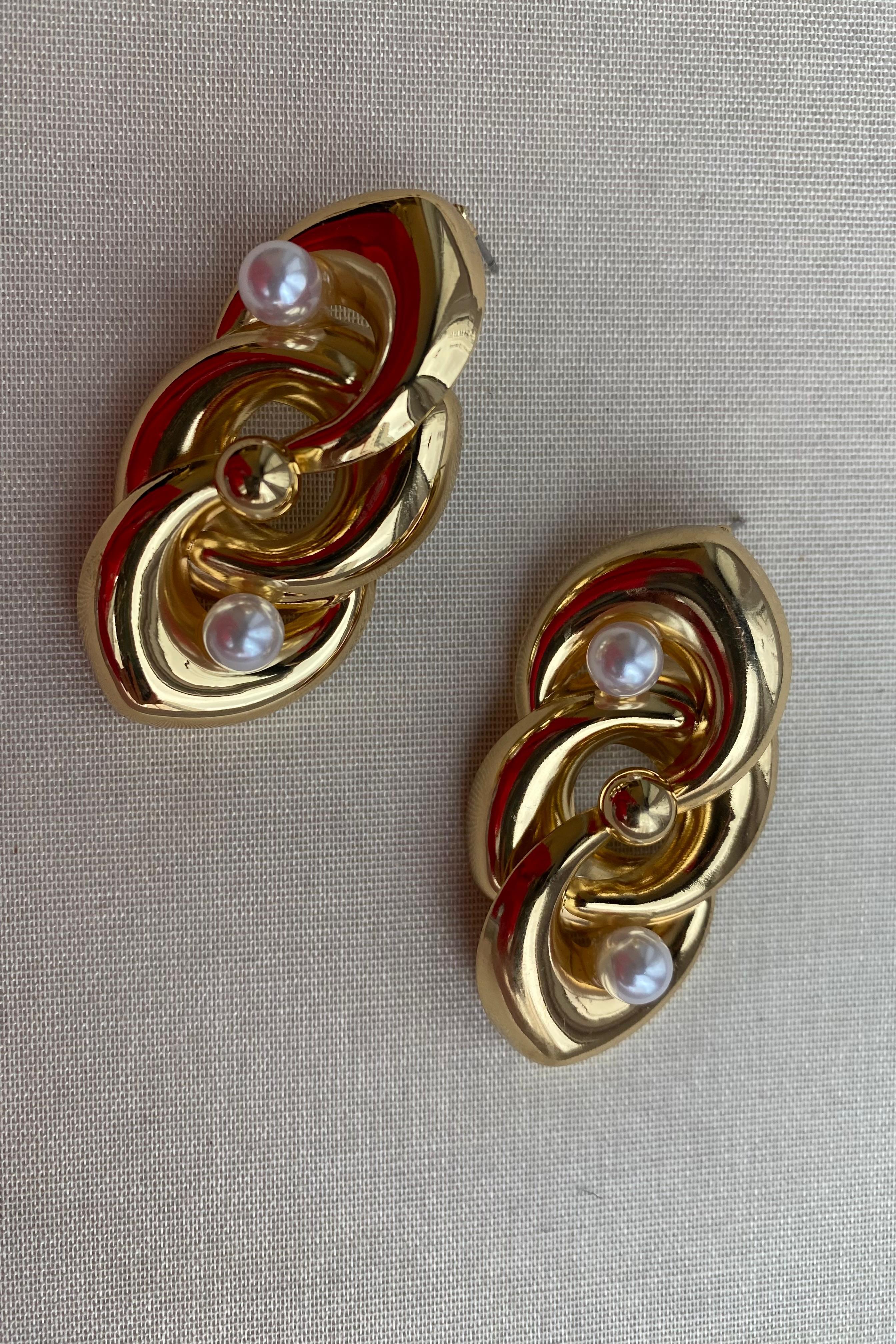 İNCİLİ SARMAL KÜPE