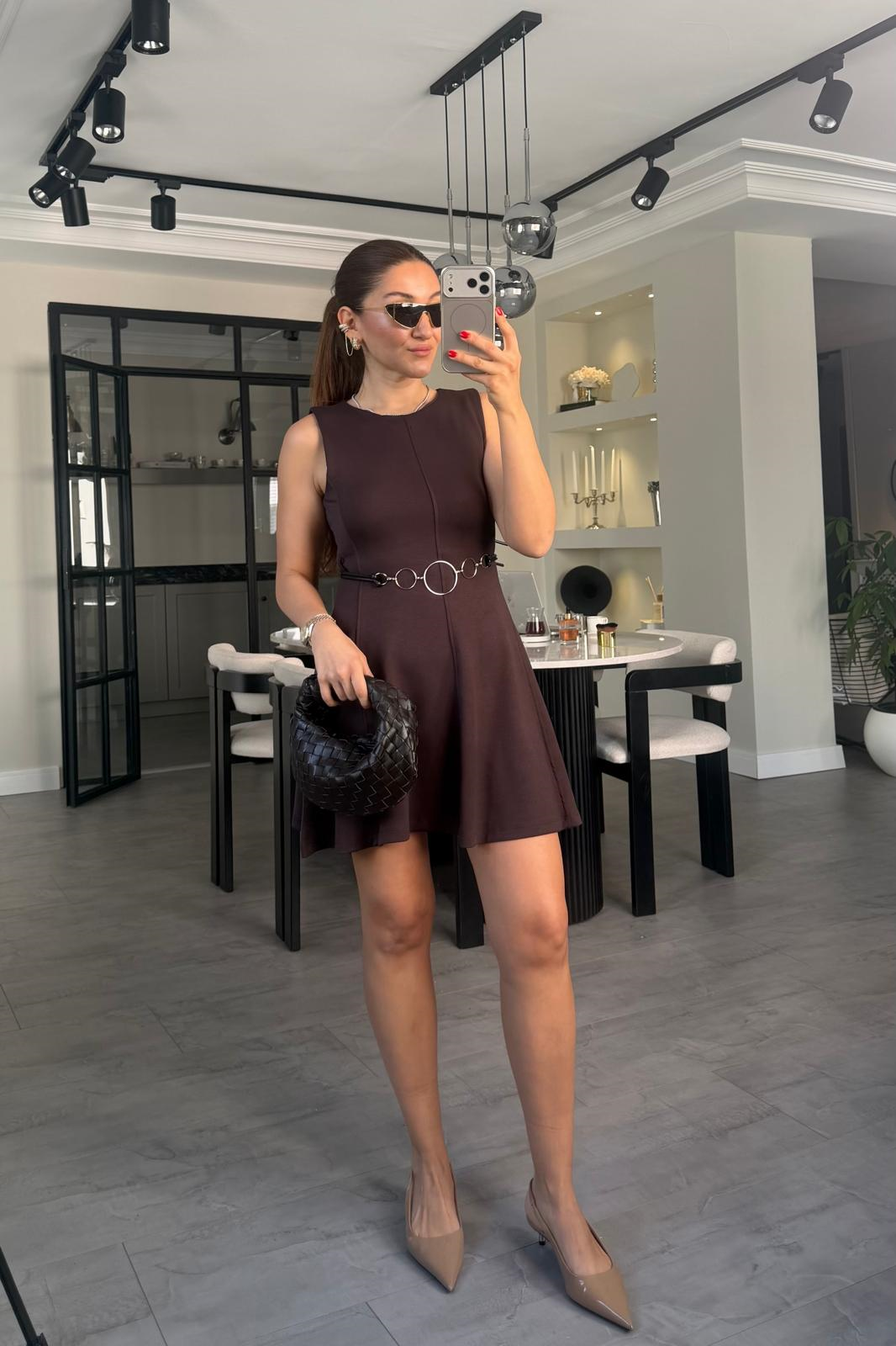 KOLSUZ DERİ KEMERLİ MİNİ ELBİSE/11501