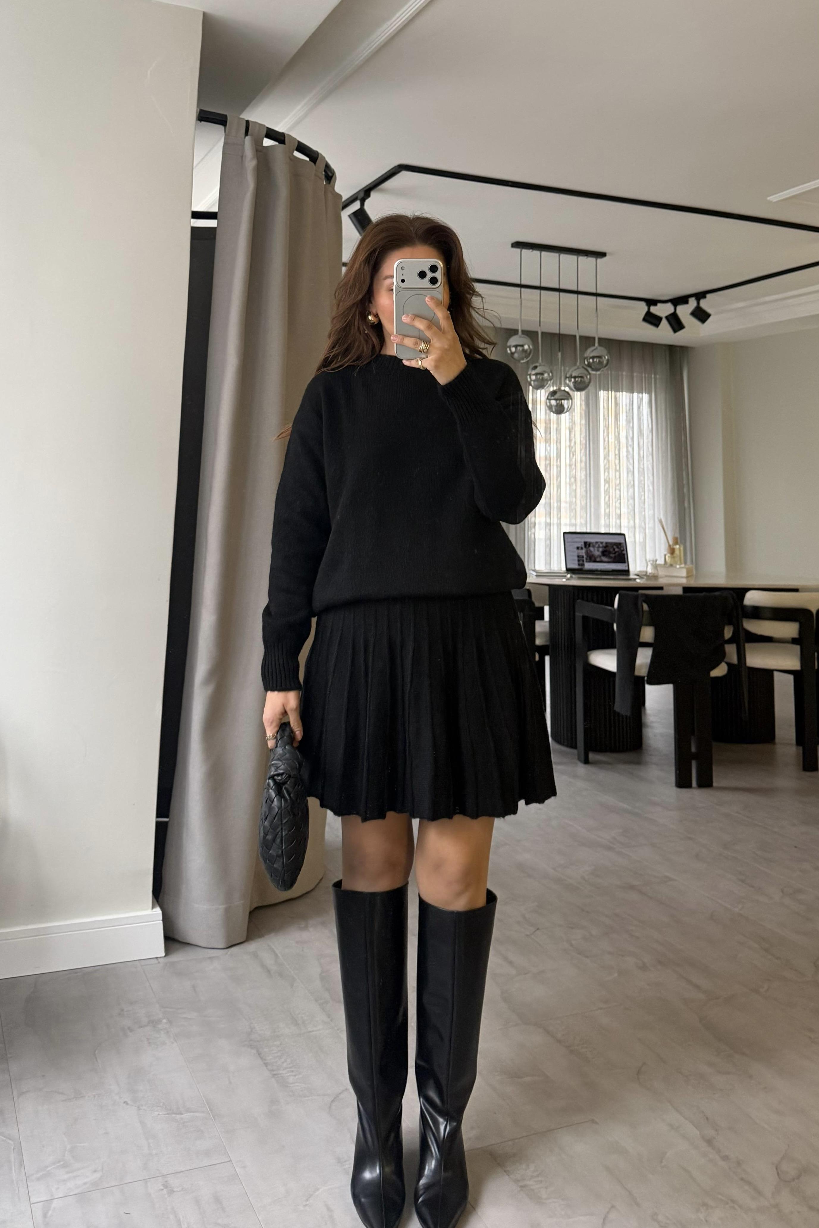 BİSİKLET YAKA TRİKO ETEK TAKIM/5157