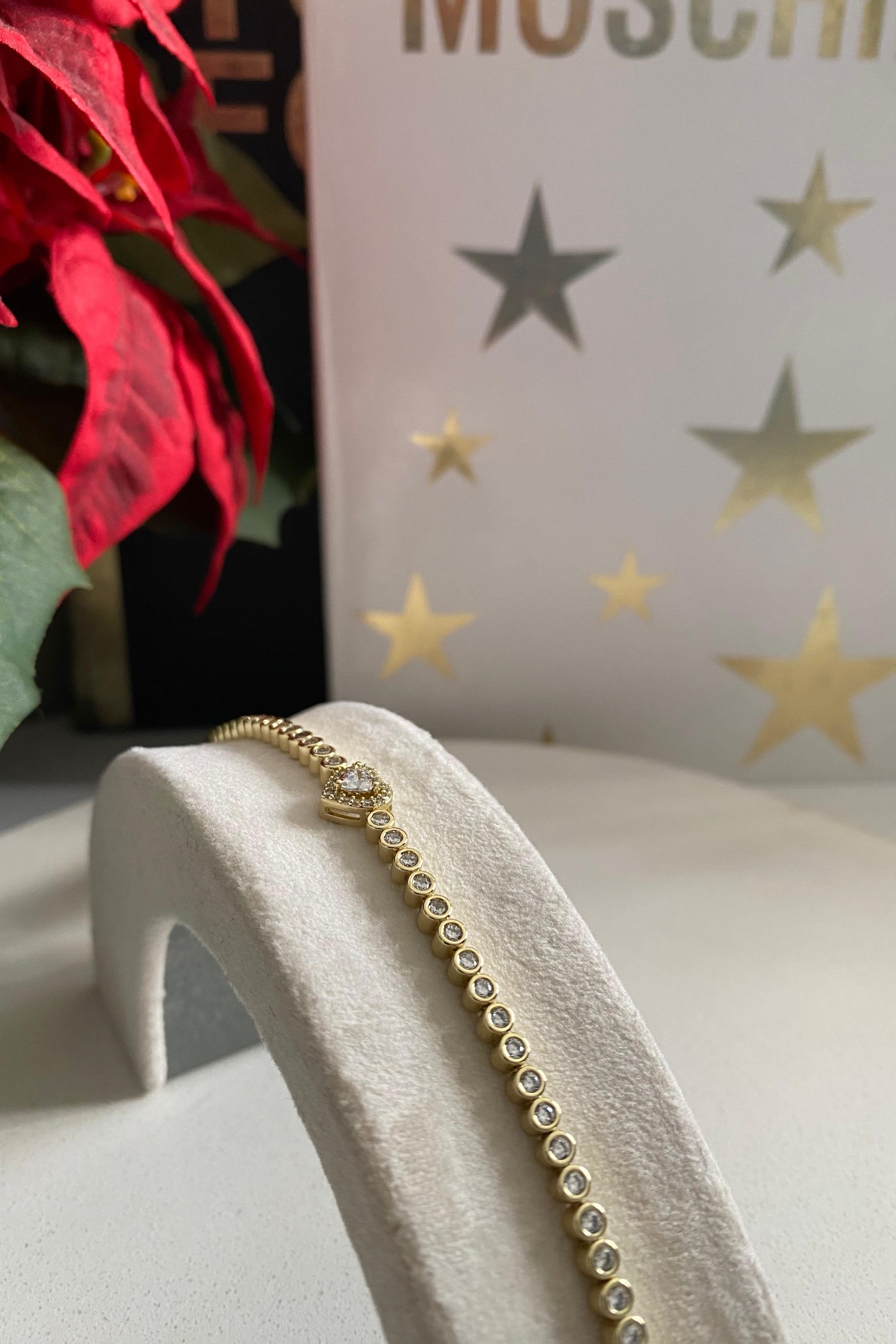 ORTASI KALP TAŞLI BİLEZİK