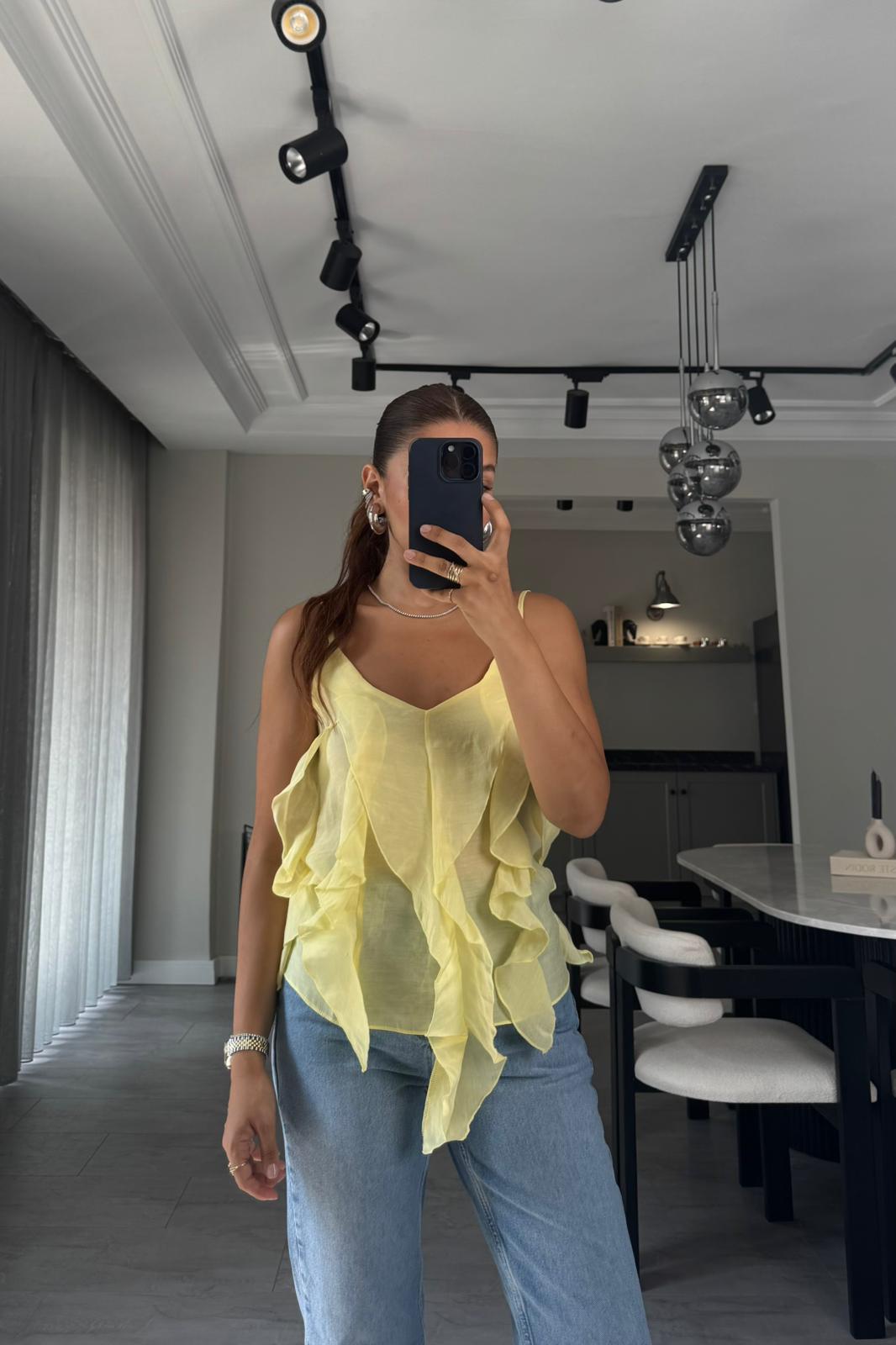 İP ASKILI FIRFIRLI BLUZ