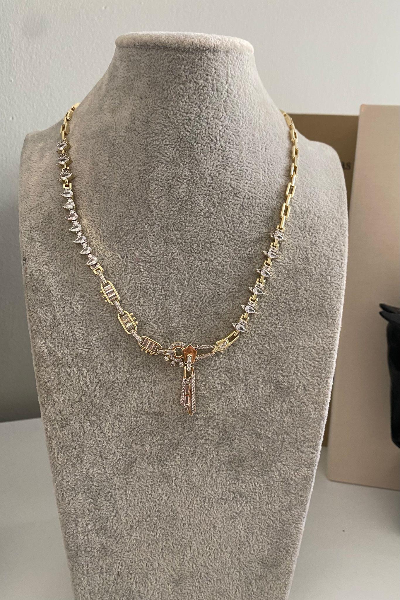 BAGET TAŞLI FERMUAR KOLYE