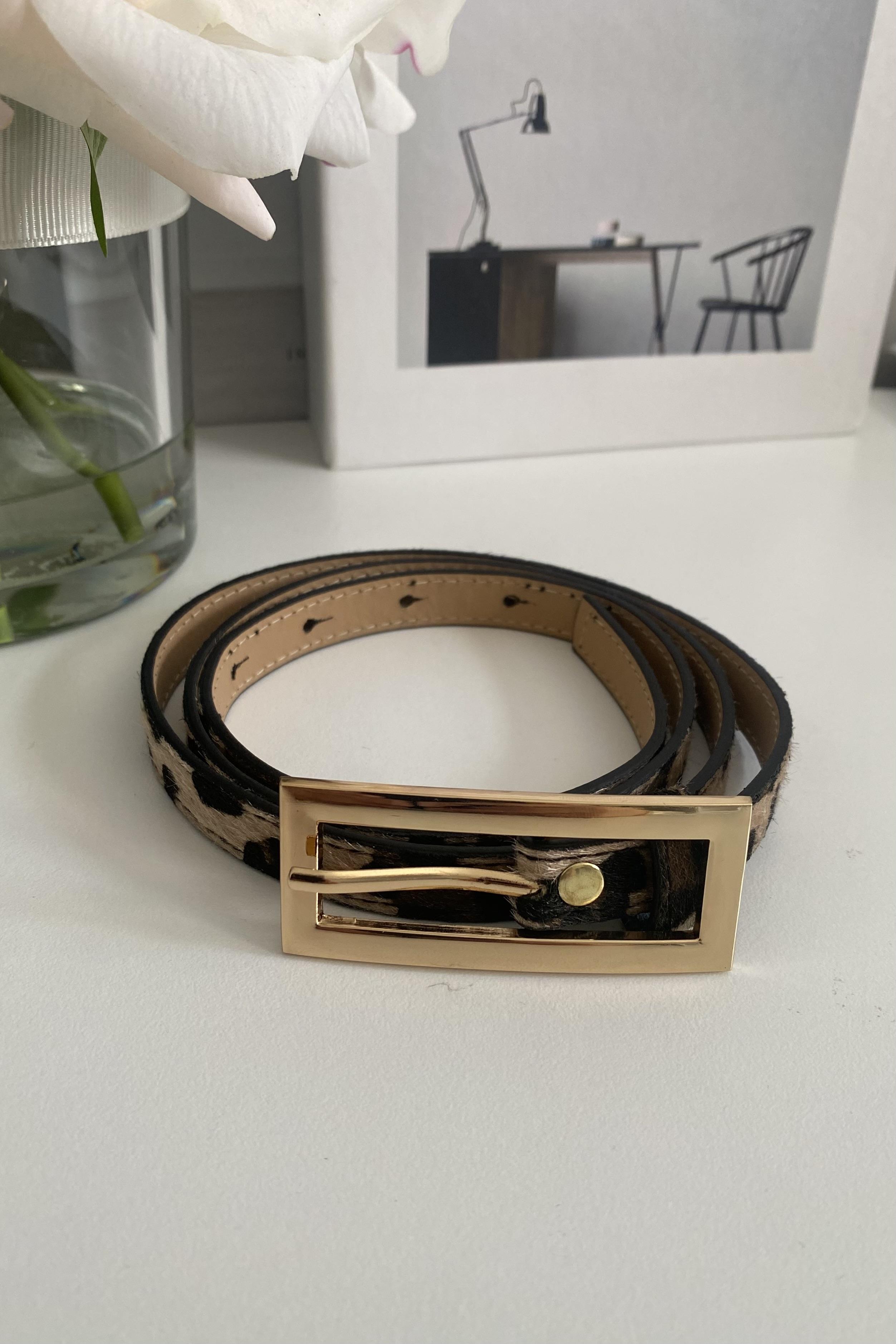 DİKDÖRTGEN TOKALI GOLD KEMER