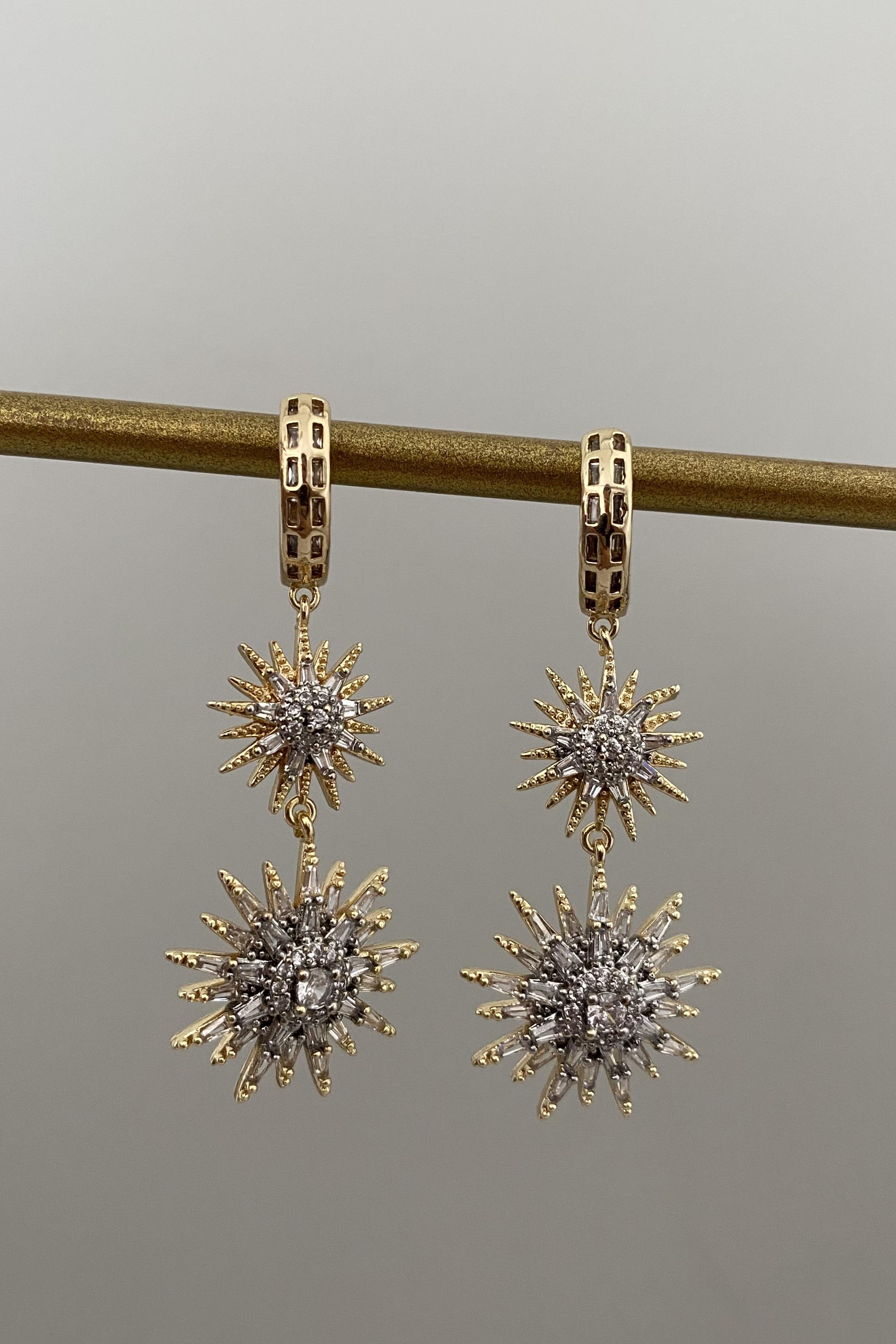 GÜNEŞ TAŞLI U KÜPE