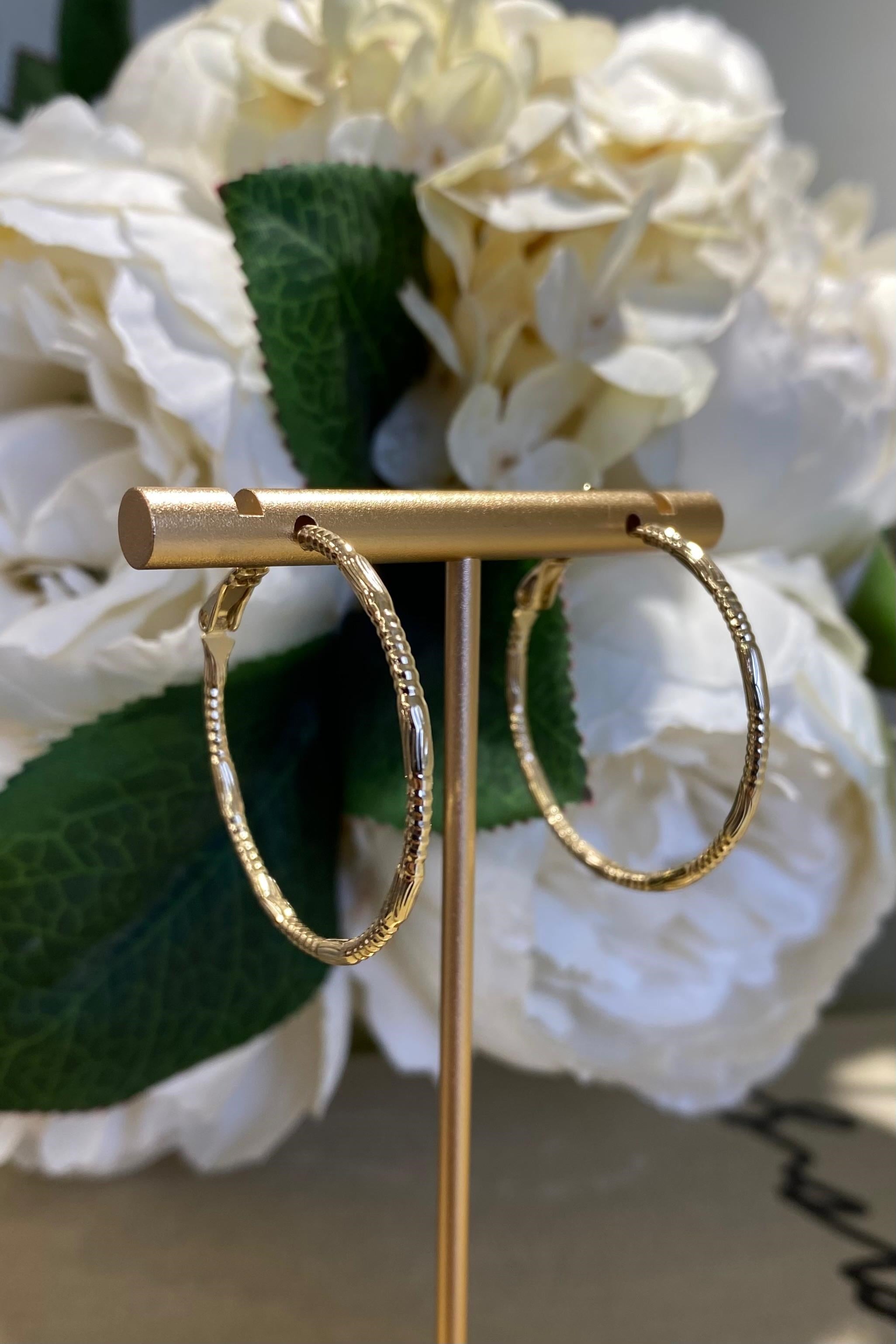 LAZER İZLİ HALKA KÜPE 3,5cm