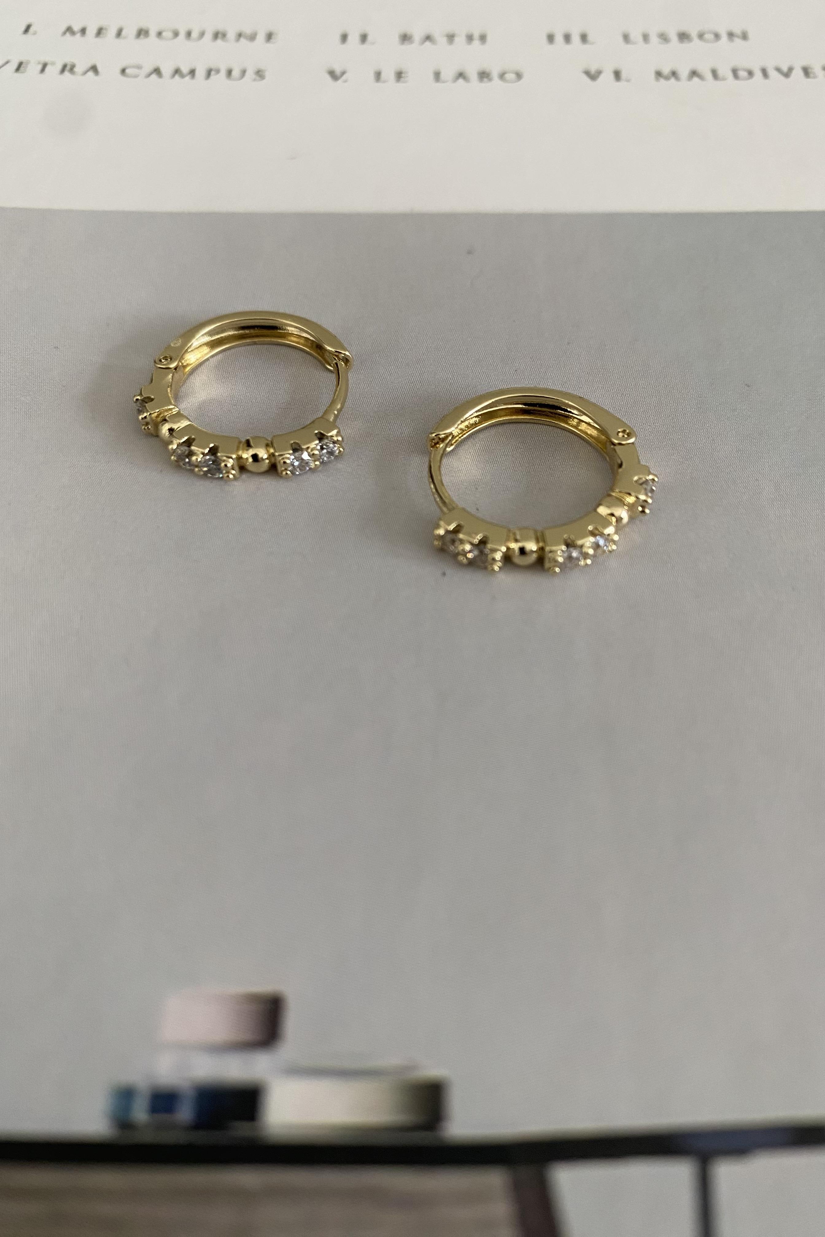 BOĞUM TAŞLI HALKA KÜPE 1,5cm