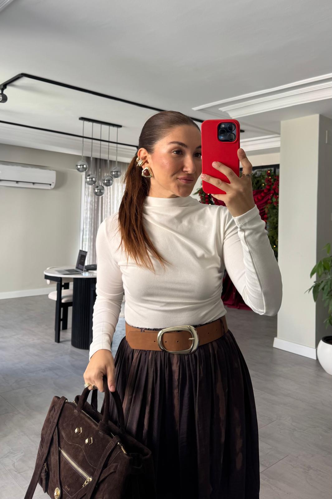 DİK YAKA DRAPELİ HAMUR BODY/10546