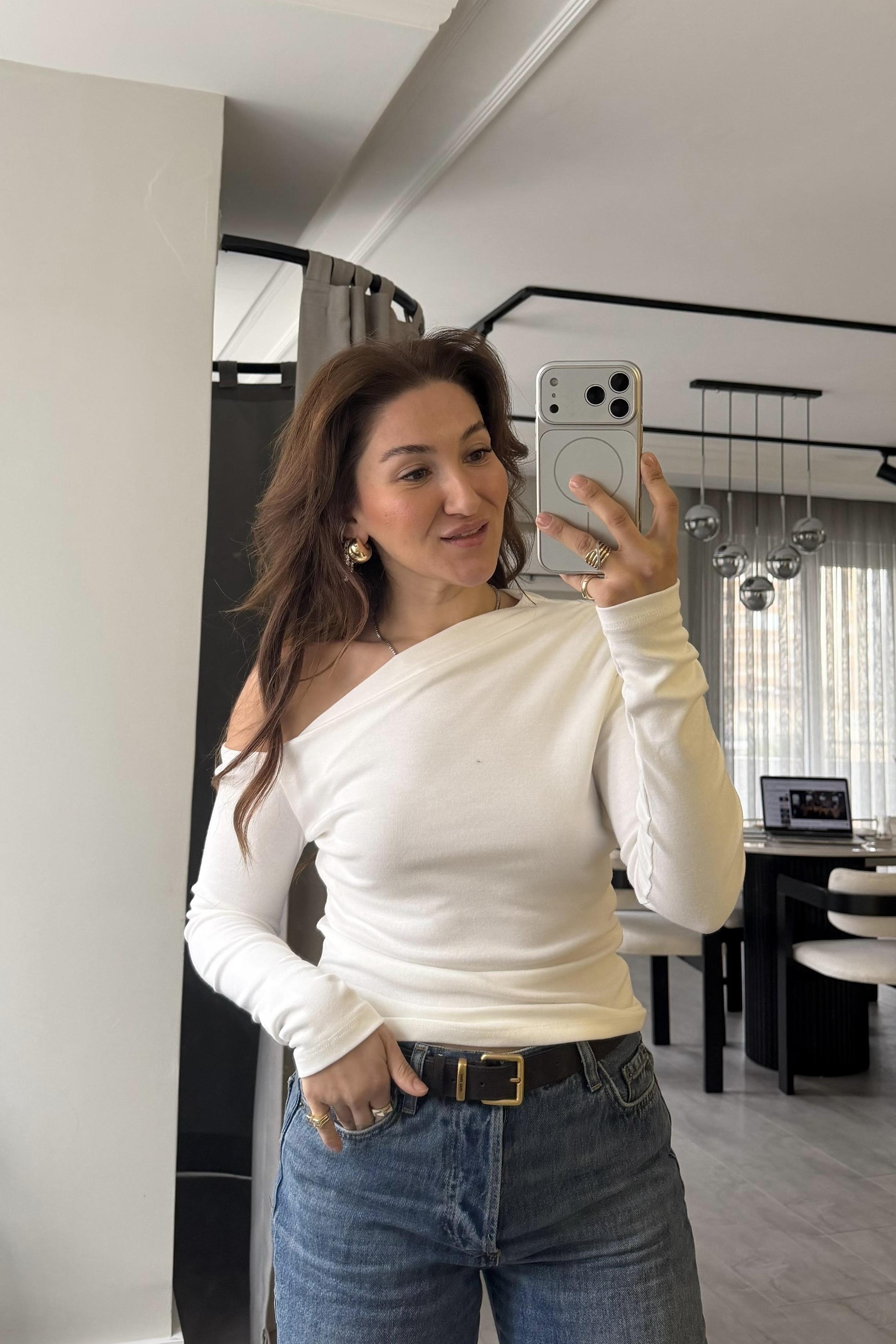 TEK OMUZ AÇIK HAMUR BODY/16130