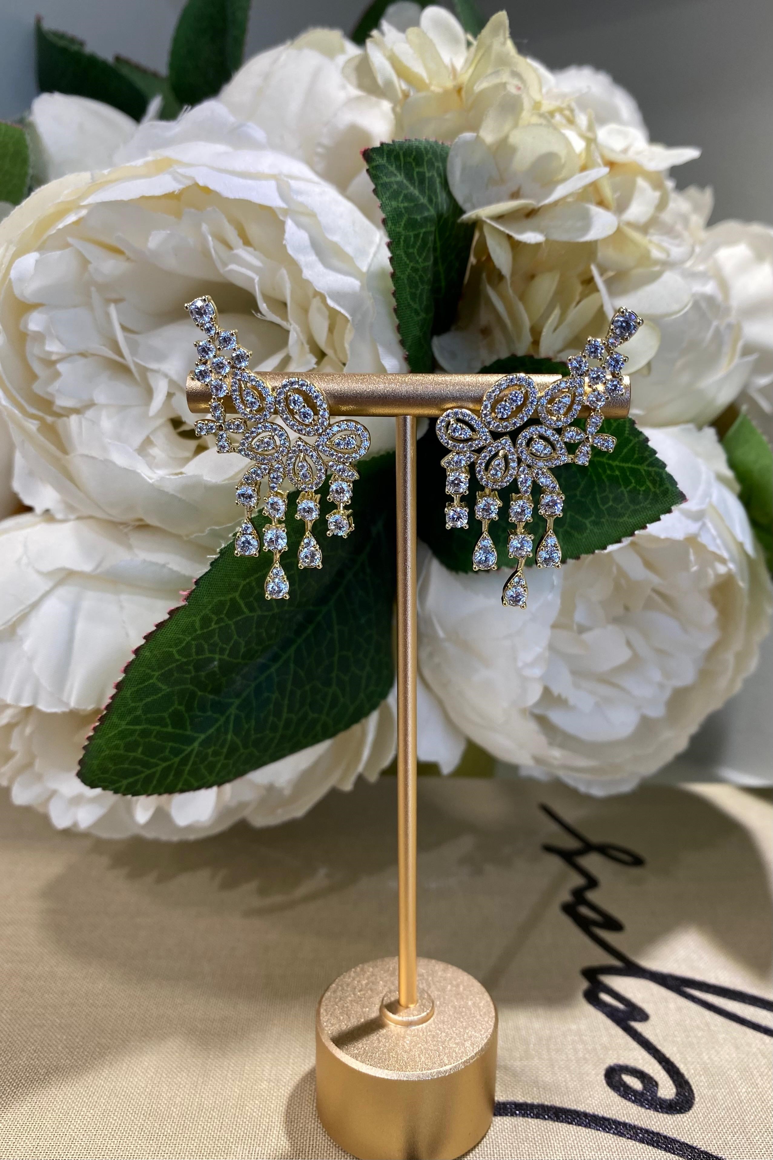 ZİRKON TAŞLI PRENSEN KÜPE