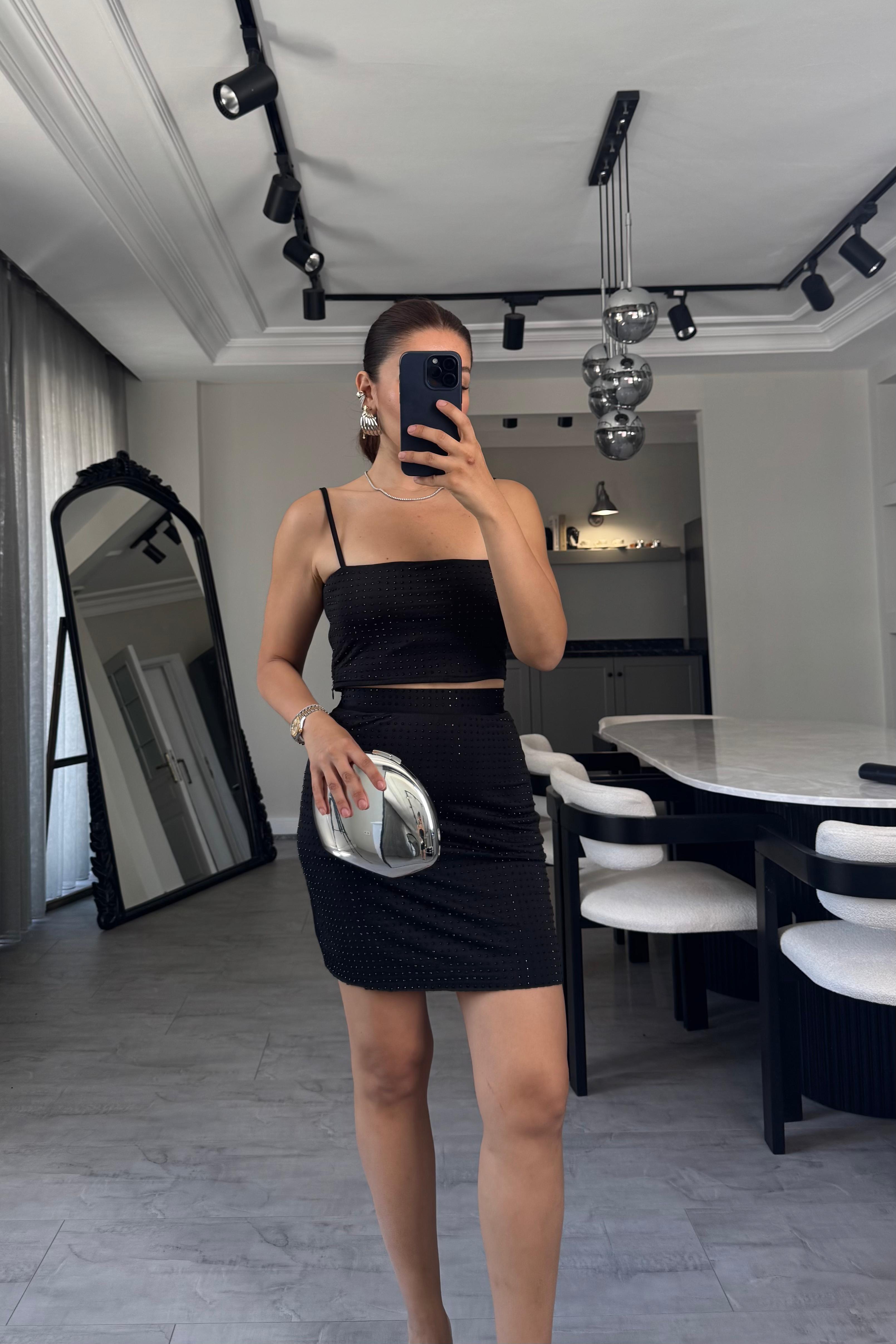 İP ASKILI TAŞLI CROPTOP/2752