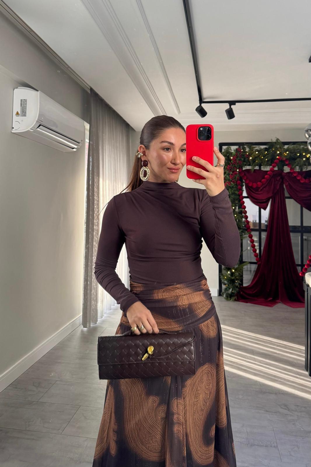 DİK YAKA DRAPELİ HAMUR BODY/10546