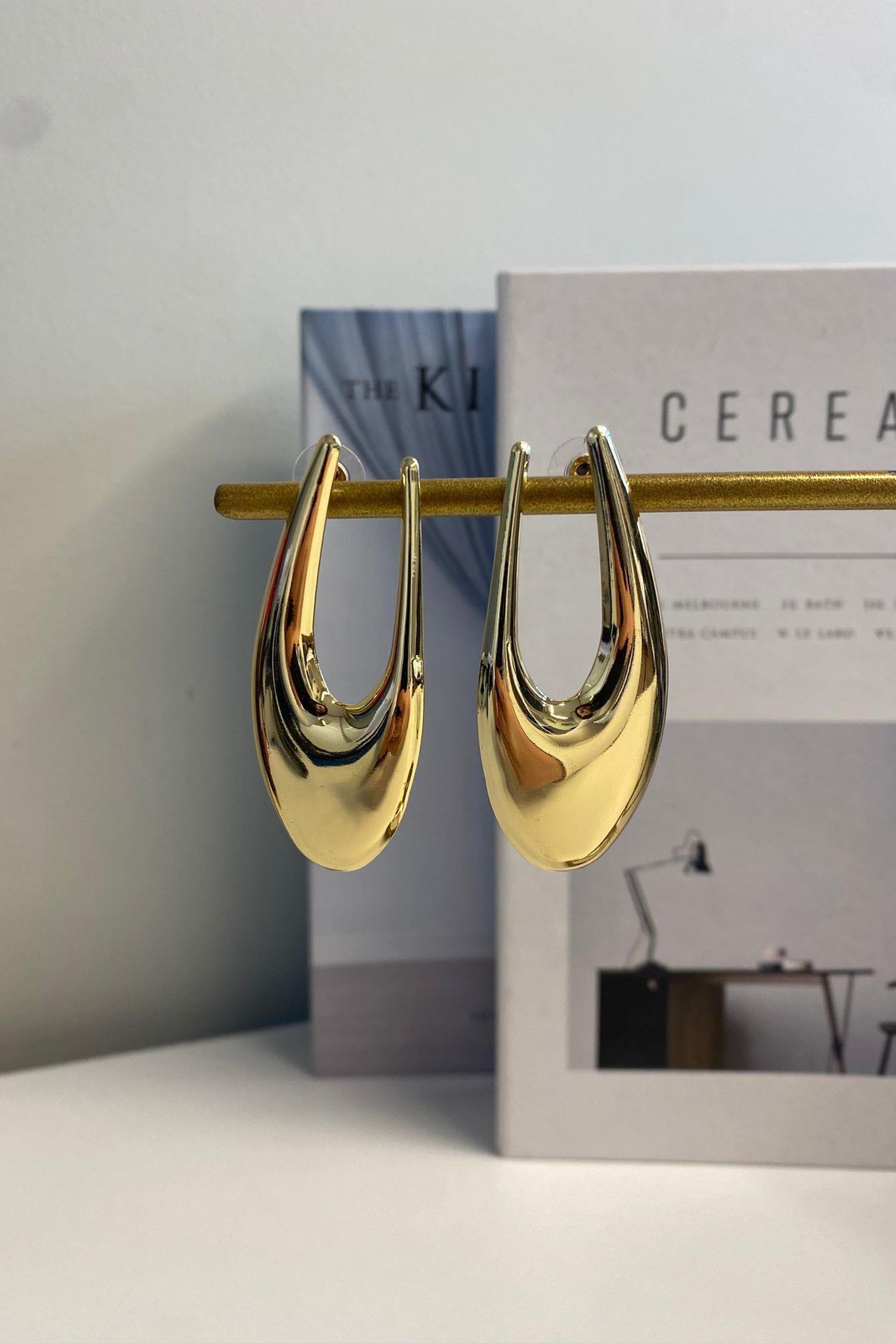 BÜYÜK U PLAKA KÜPE