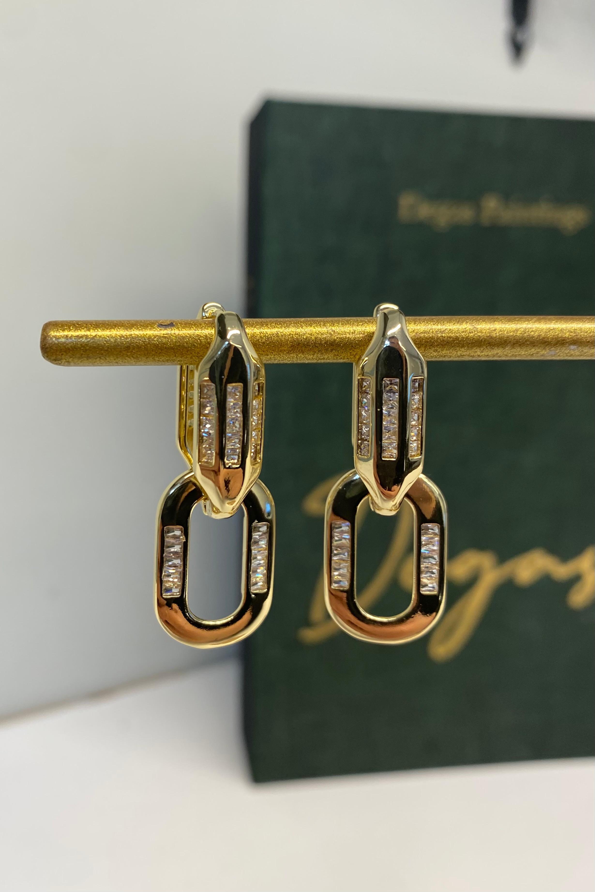 MİNİMAL ZİRKON TAŞLI OVAL KÜPE