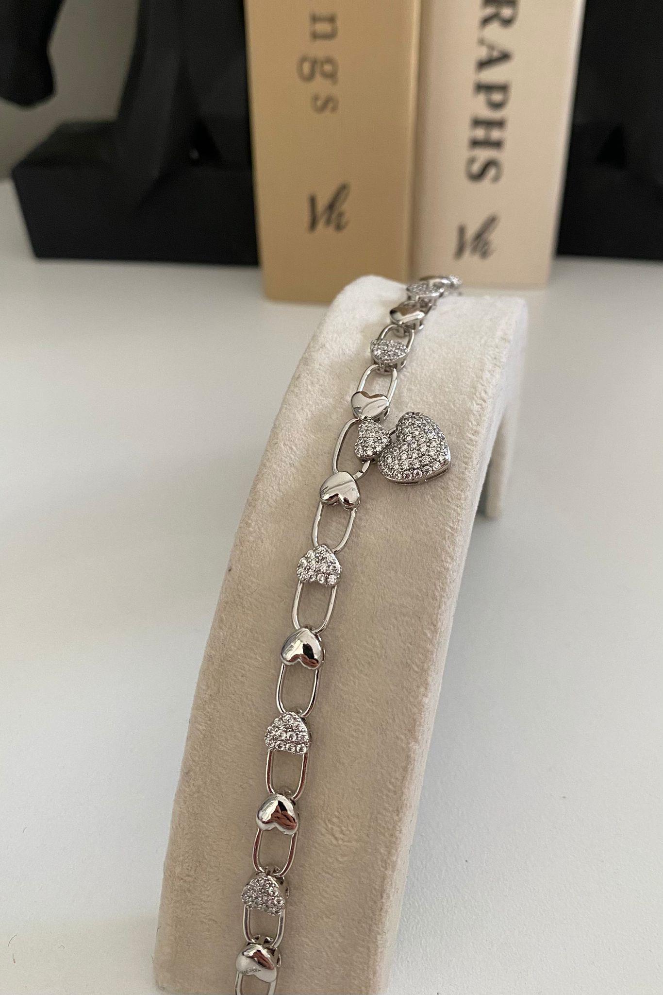 ZİRKON TAŞLI KALP CHARMLI BİLEZİK