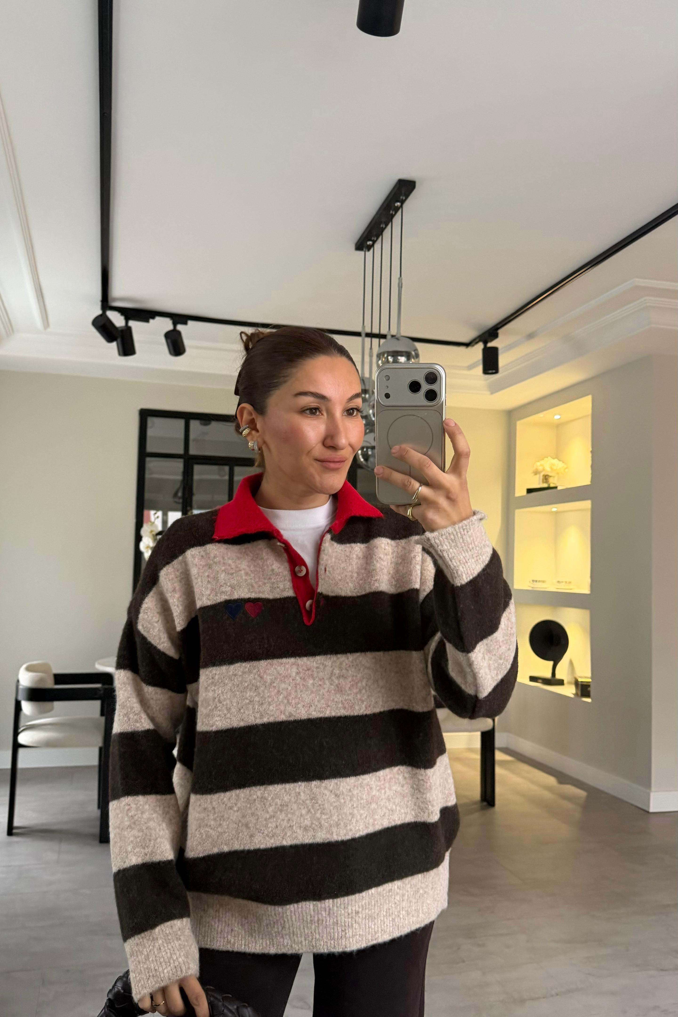 POLO YAKA DÜĞMELİ KAZAK