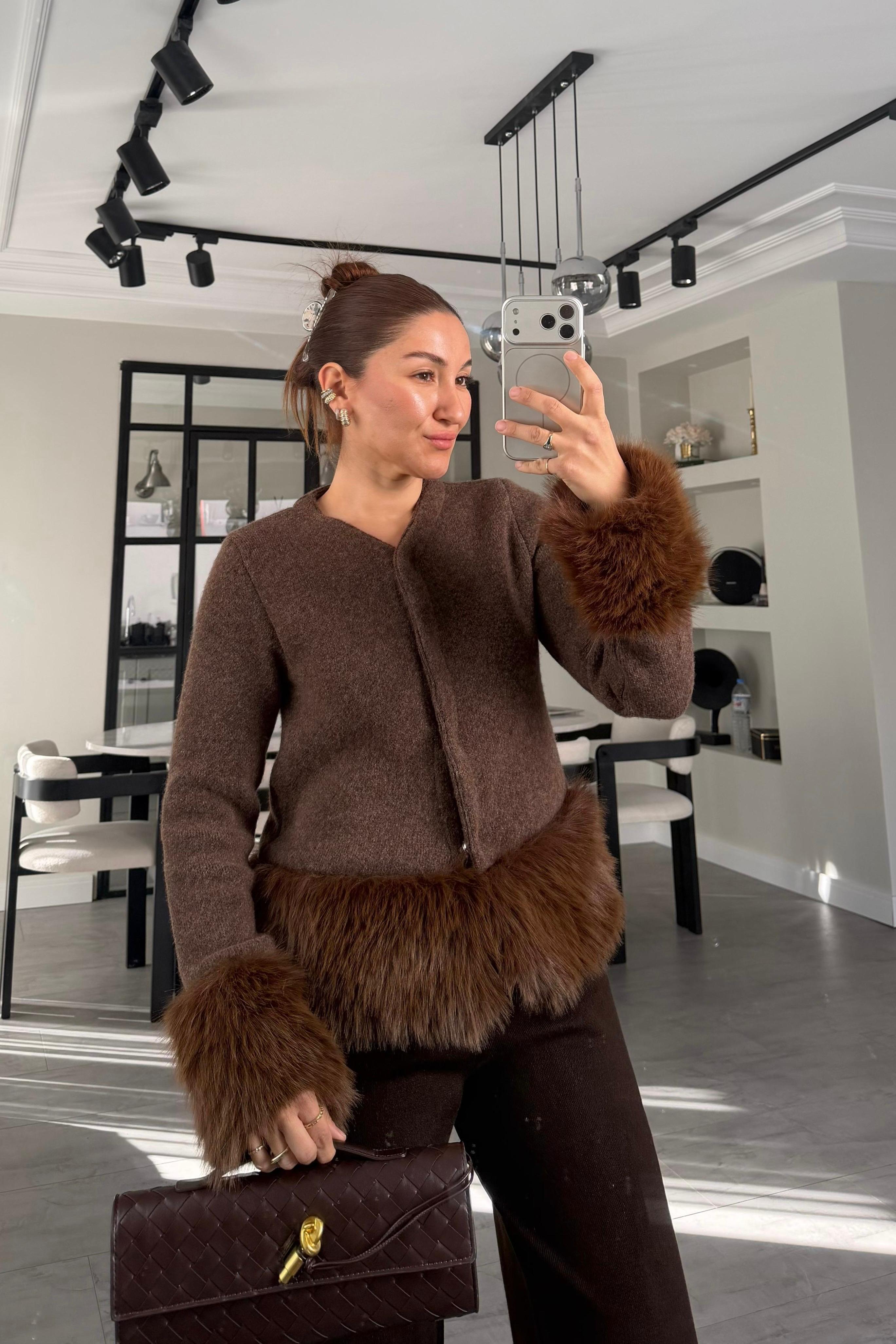 KÜRK DETAYLI ÇITÇITLI HIRKA/1104