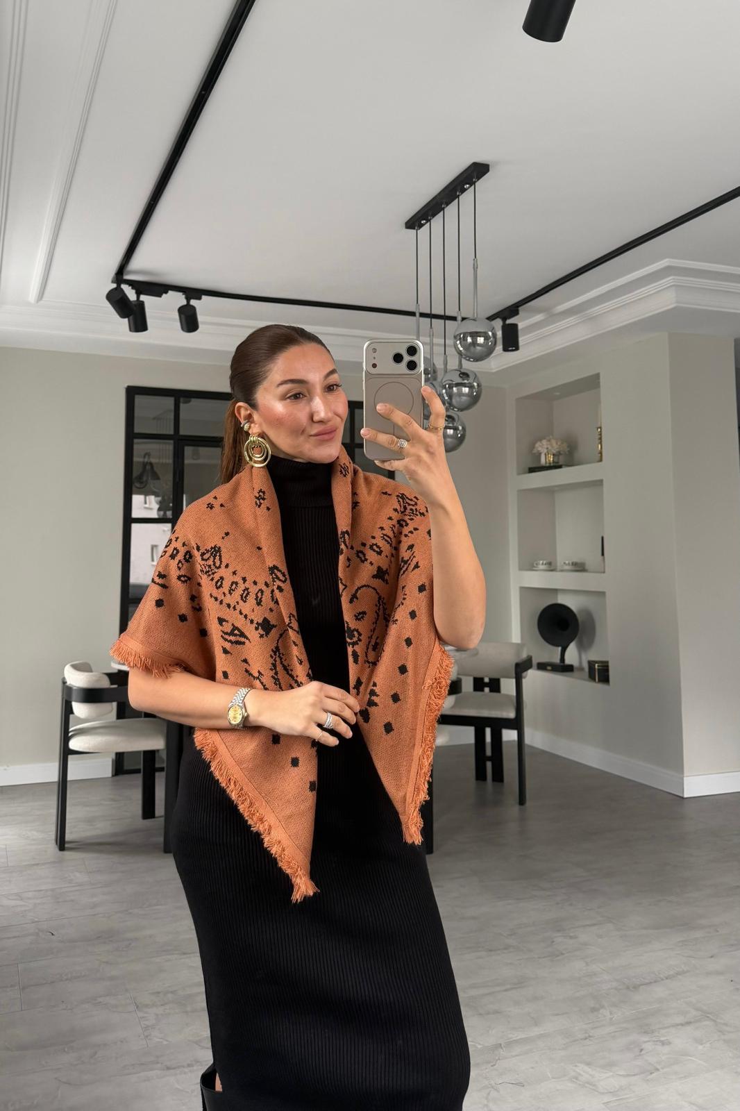 PÜSKÜLLÜ ETNİK DESEN ŞAL 90*90/1007