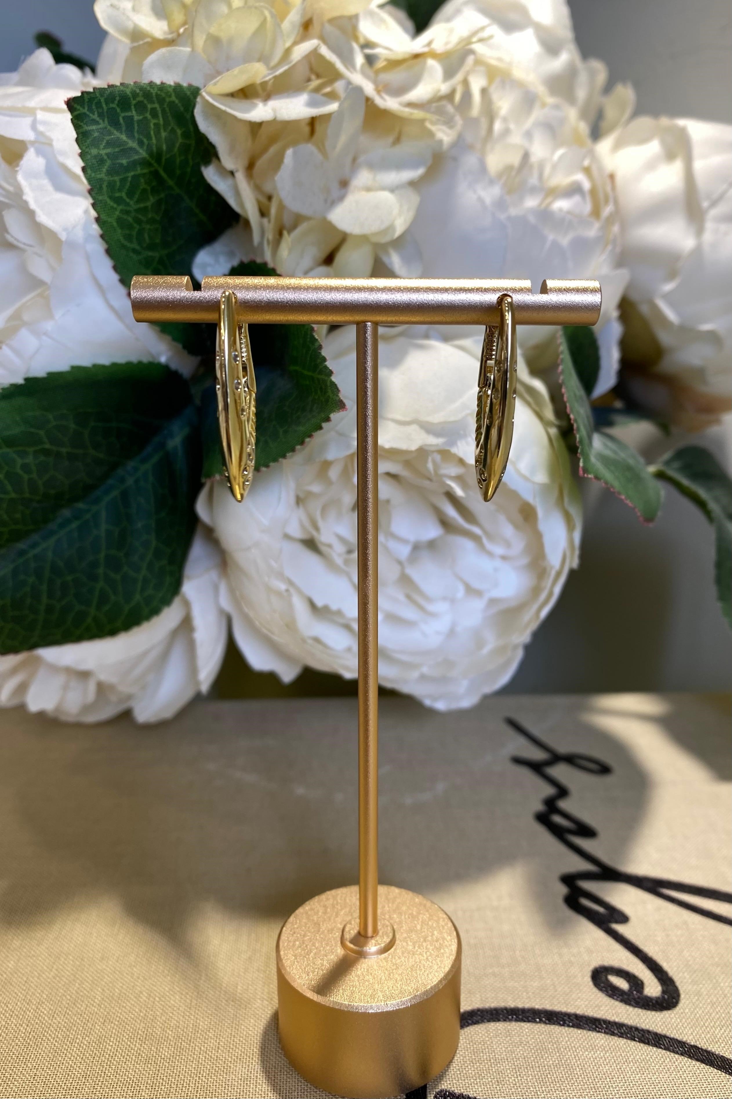 ÜZERİ TAŞ SERPİNTİLİ BOMBE ÇİVİ KÜPE