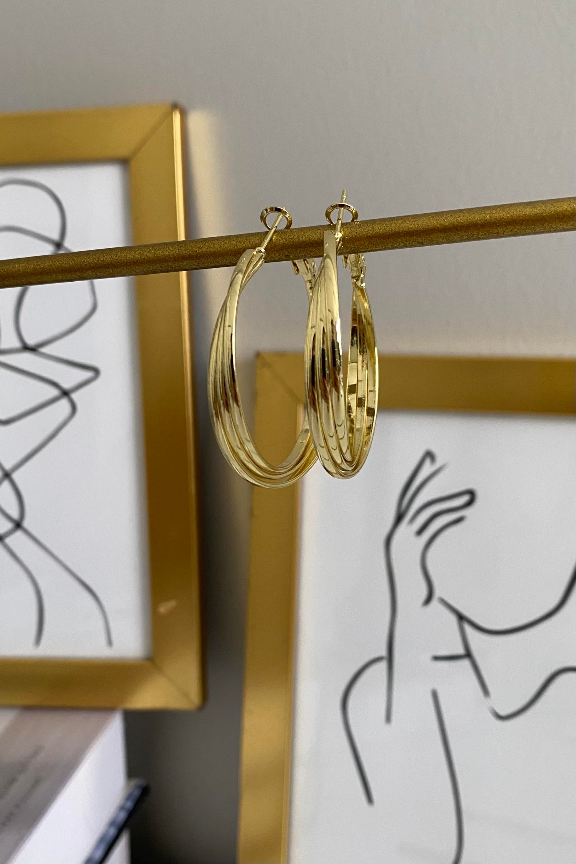 ÜÇLÜ KIVRIM HALKA KÜPE 4cm