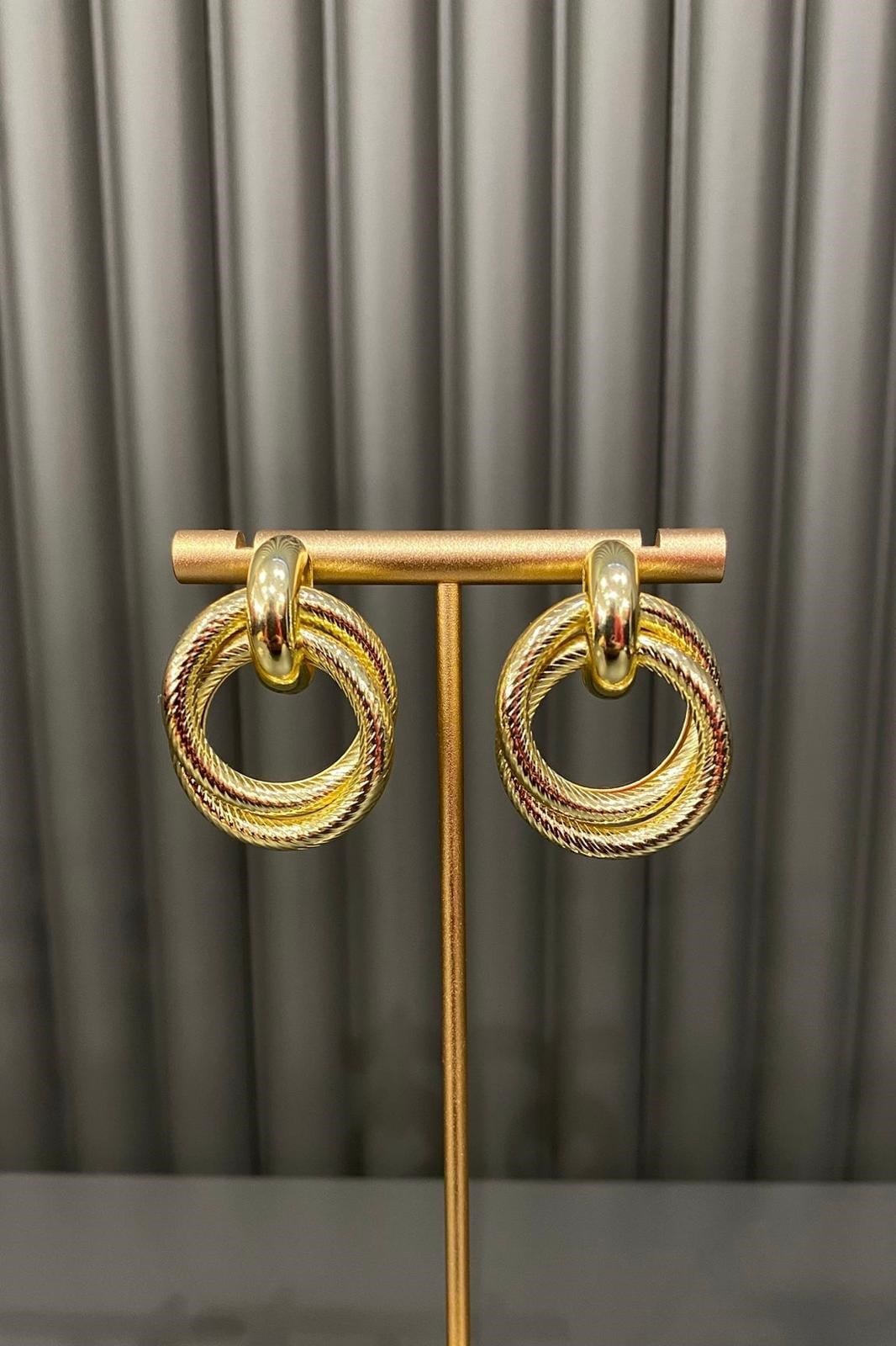 TIRTIKLI DÜĞÜM KÜPE