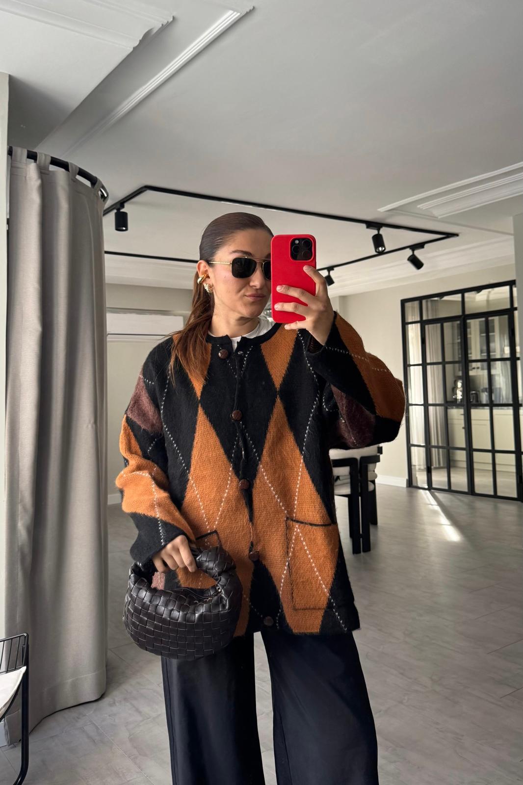 BAKLAVA DESEN CEPLİ HIRKA/1114