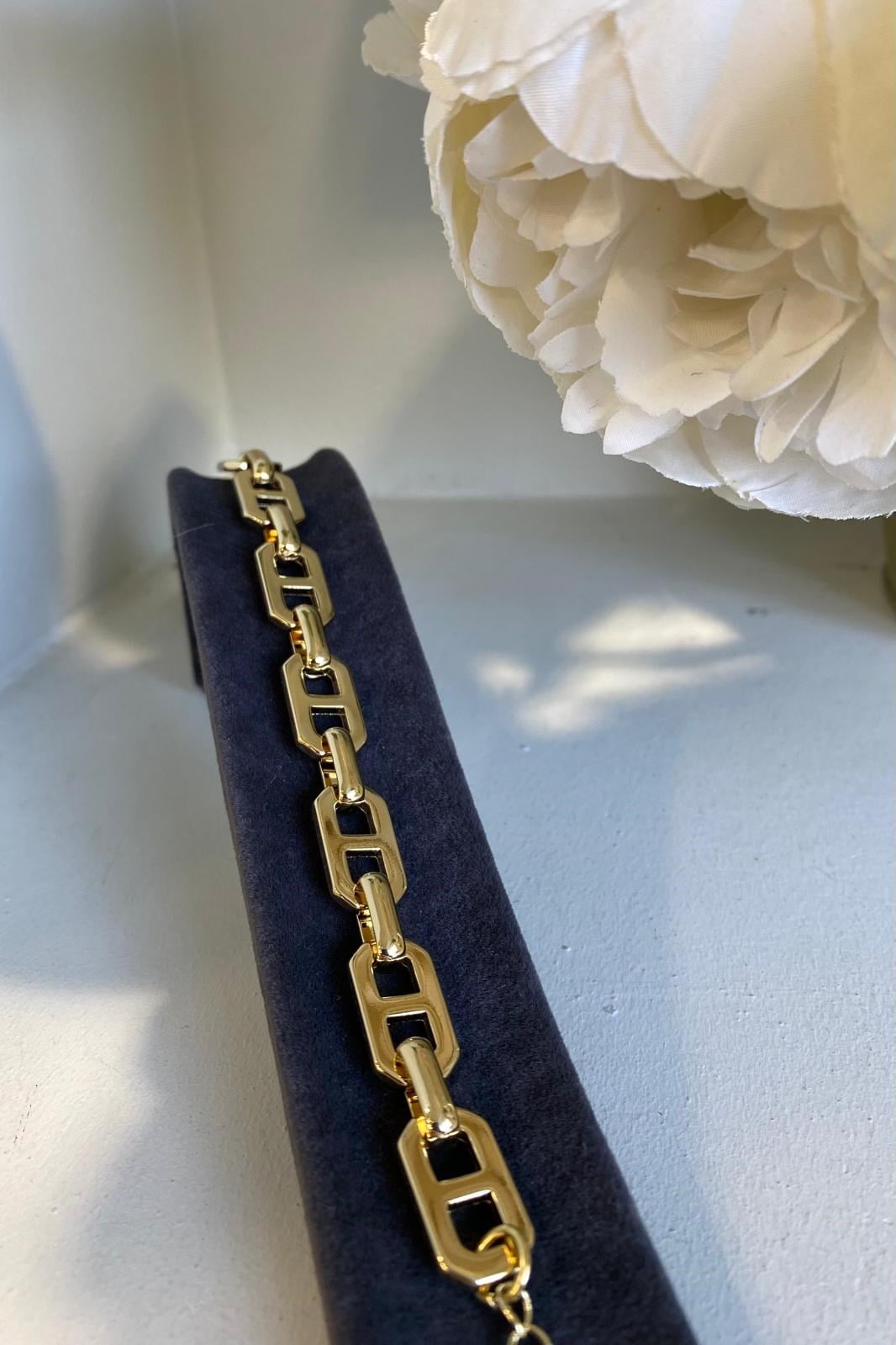 SEKİZ MODEL BİLEZİK