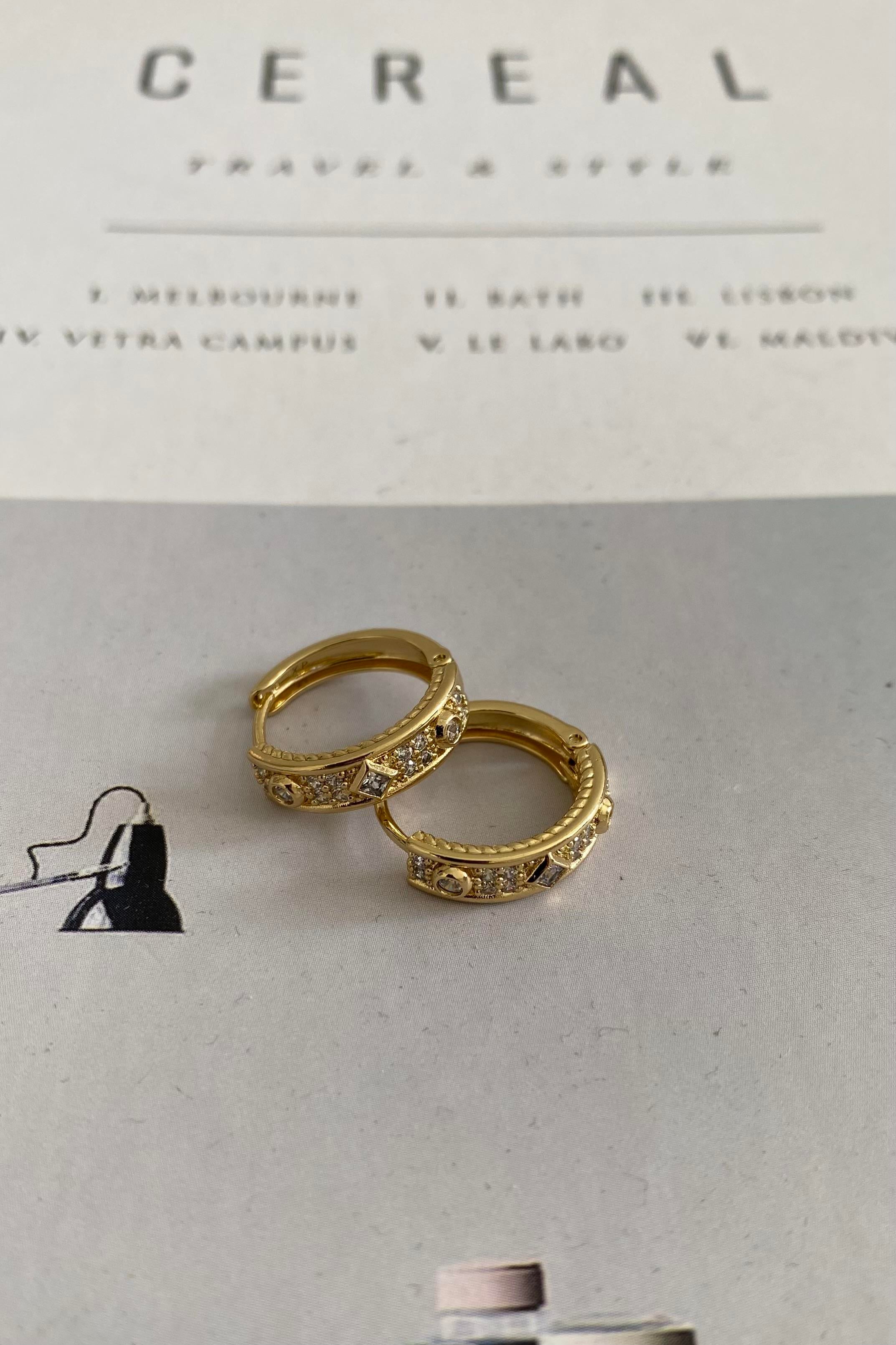 GEOMETRİK TAŞLI ETNİK KÜPE