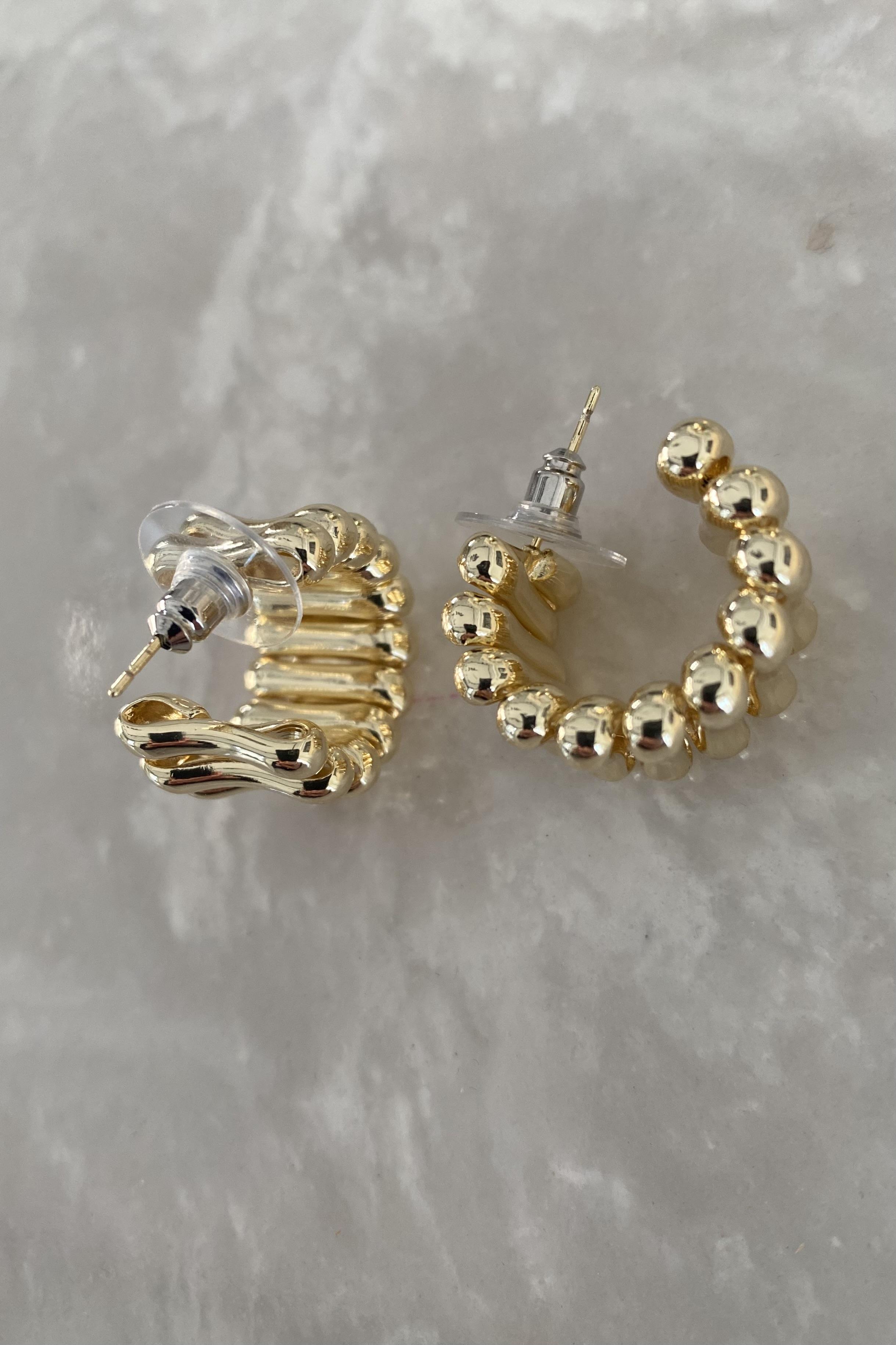 KEMİK SIRALI HALKA KÜPE