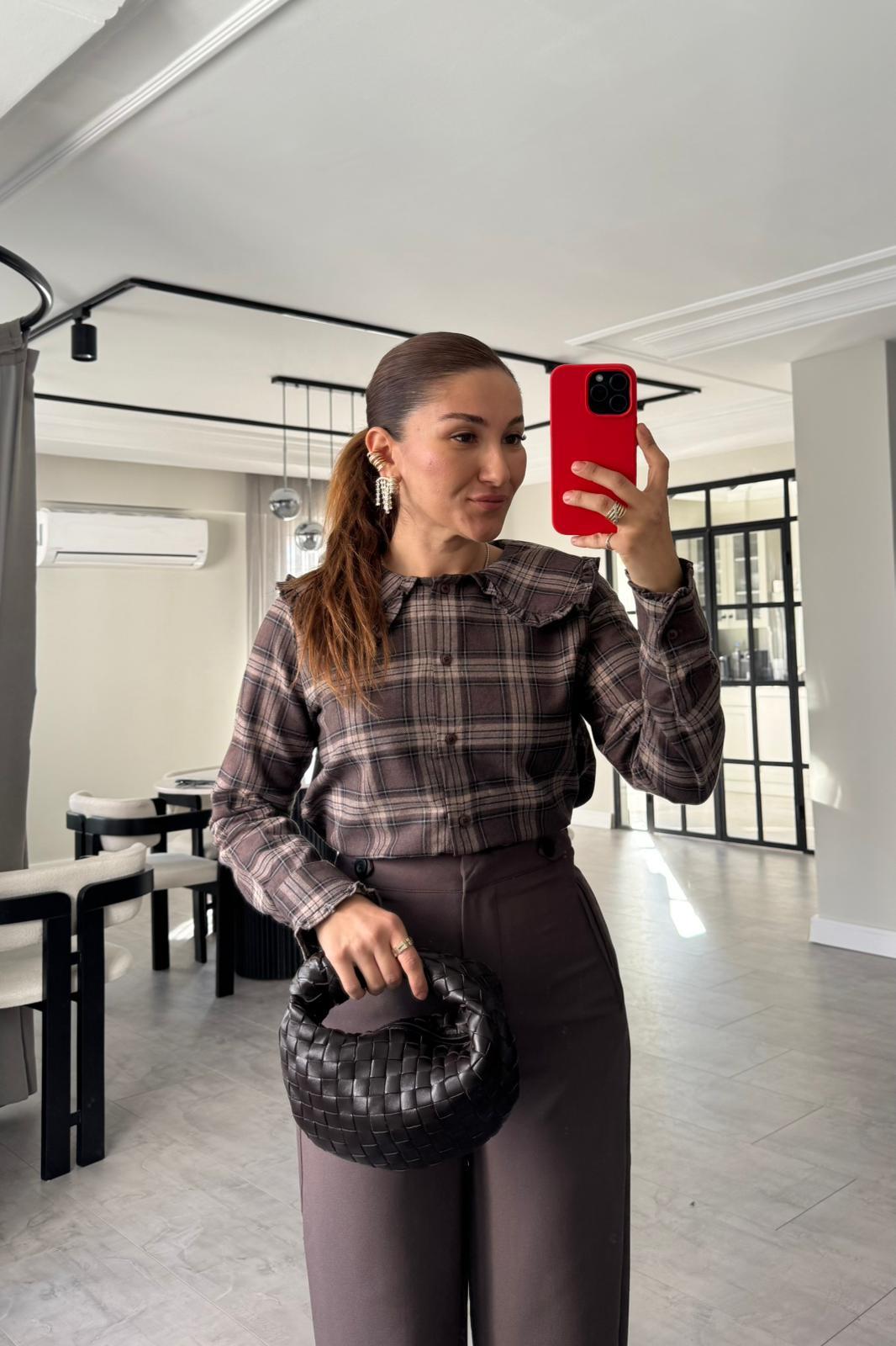 BEBEK YAKA EKOSE GÖMLEK / 0835